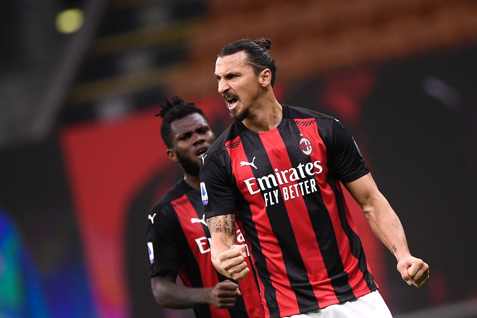 Zlatan Ibrahimovic, Striking football moments, AC Milan's legend, Inspirational athlete, 2000x1340 HD Desktop
