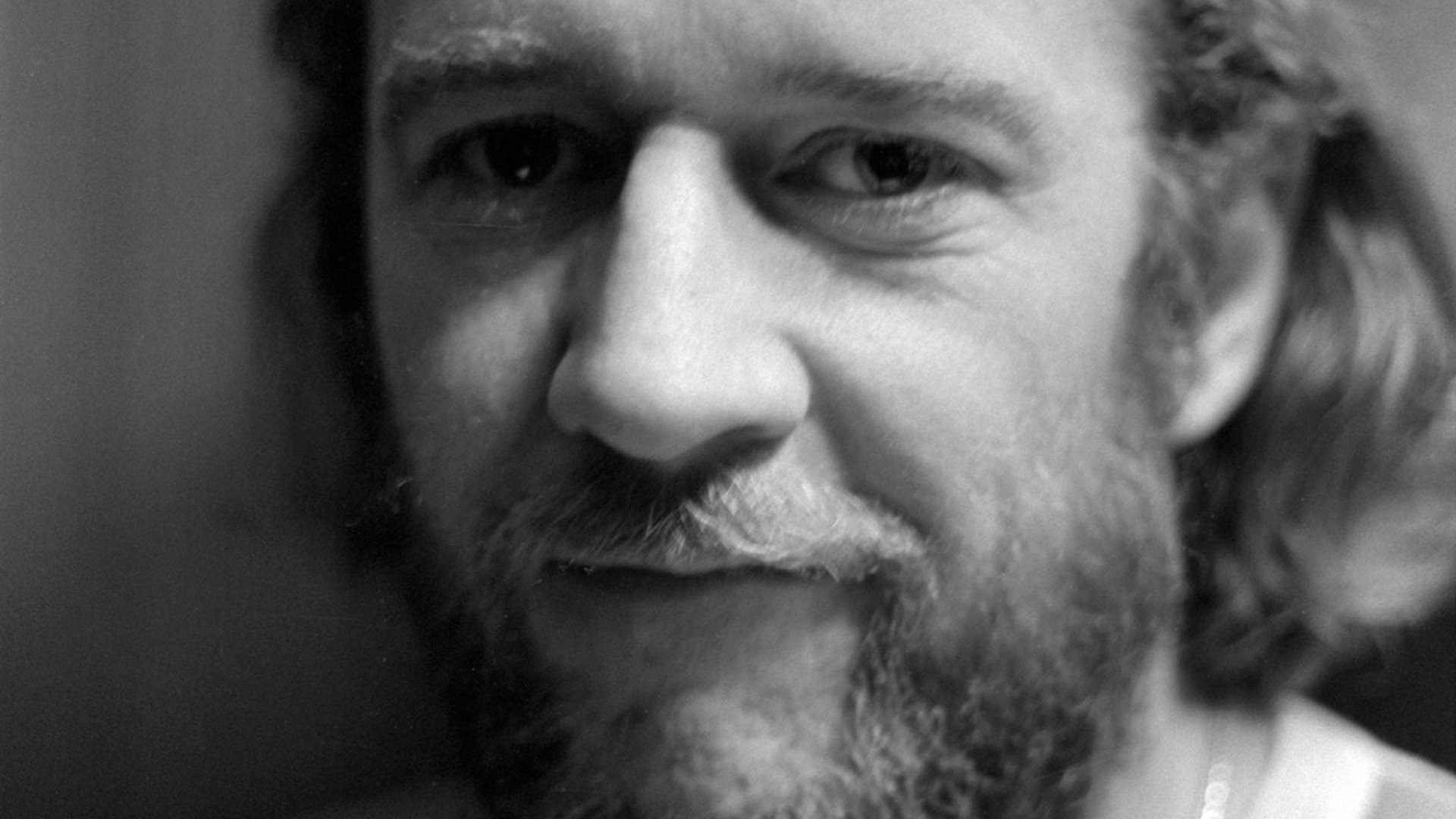 George Carlin, Comedy genius, Timeless humor, Legendary performances, 1920x1080 Full HD Desktop