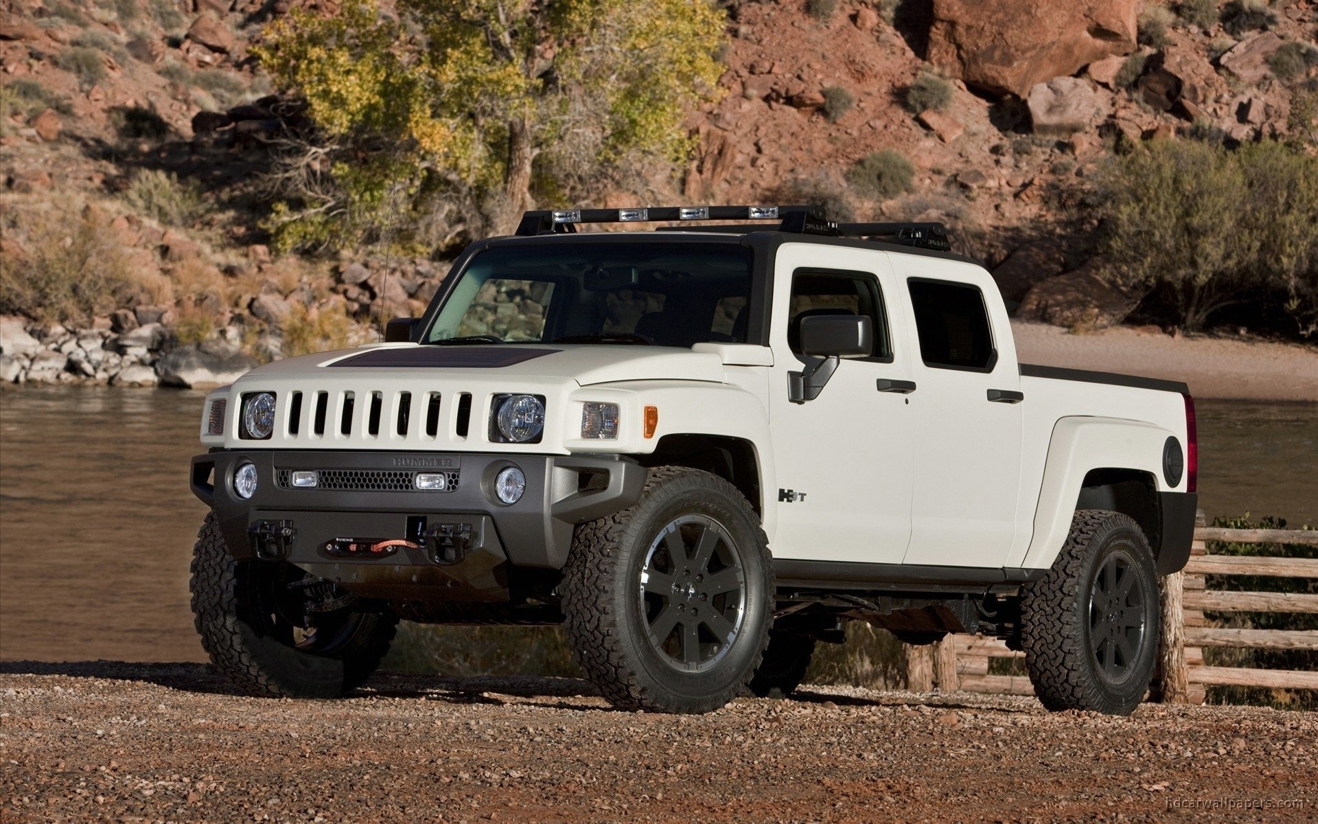 Four-door Pickup, Hummer H3 Wallpaper, 1920x1200 HD Desktop