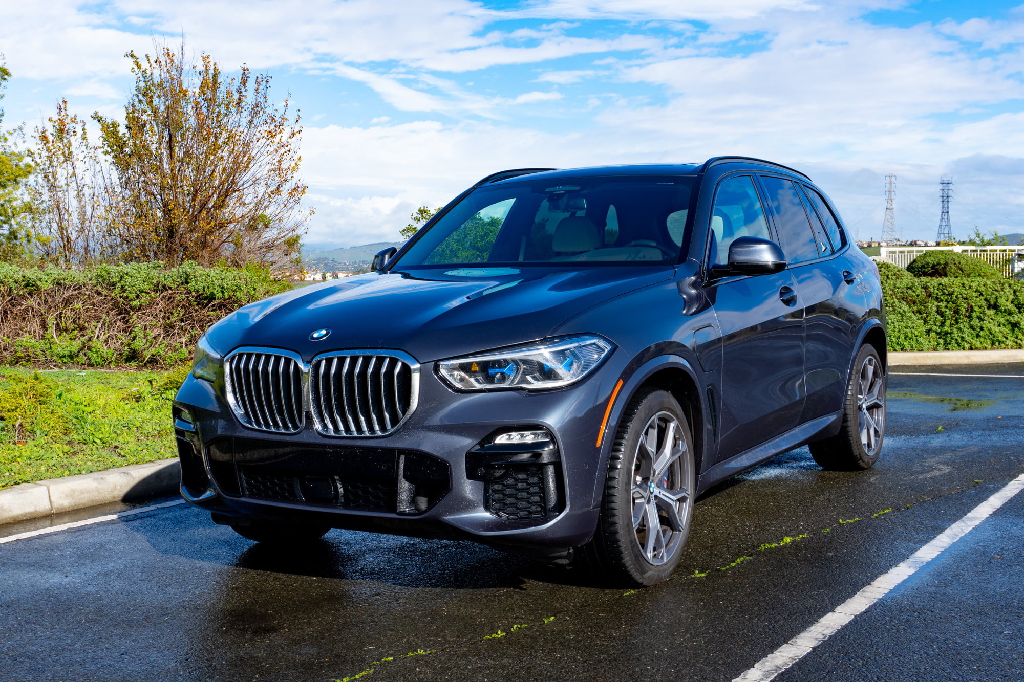 BMW X5, Xdrive45e PHEV, Environmental-friendly SUV, Luxury sports car, 2000x1340 HD Desktop