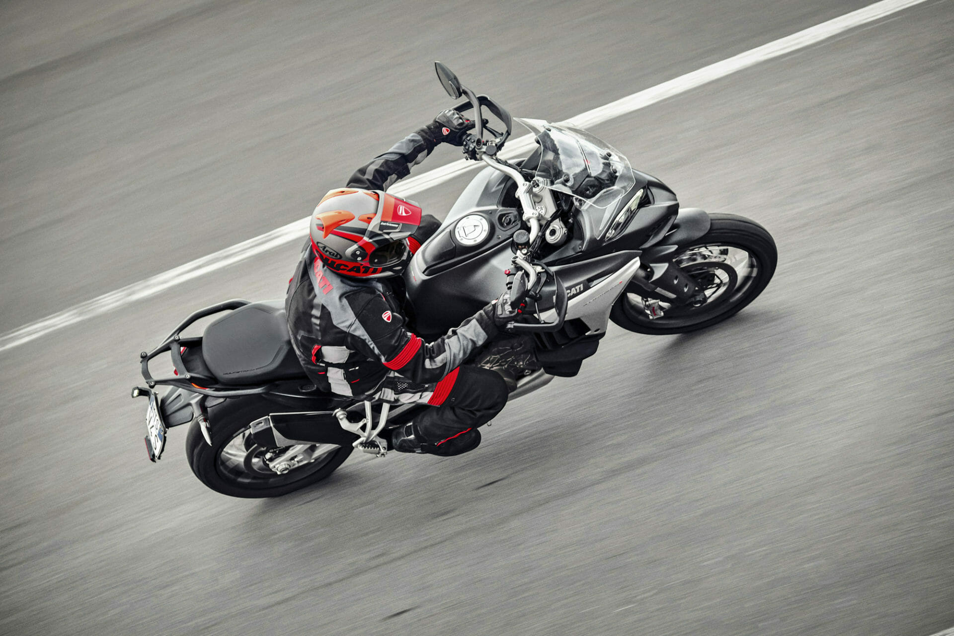 Ducati Multistrada V4, Latest model, Dominating the roads, Panigale technology, 1920x1280 HD Desktop