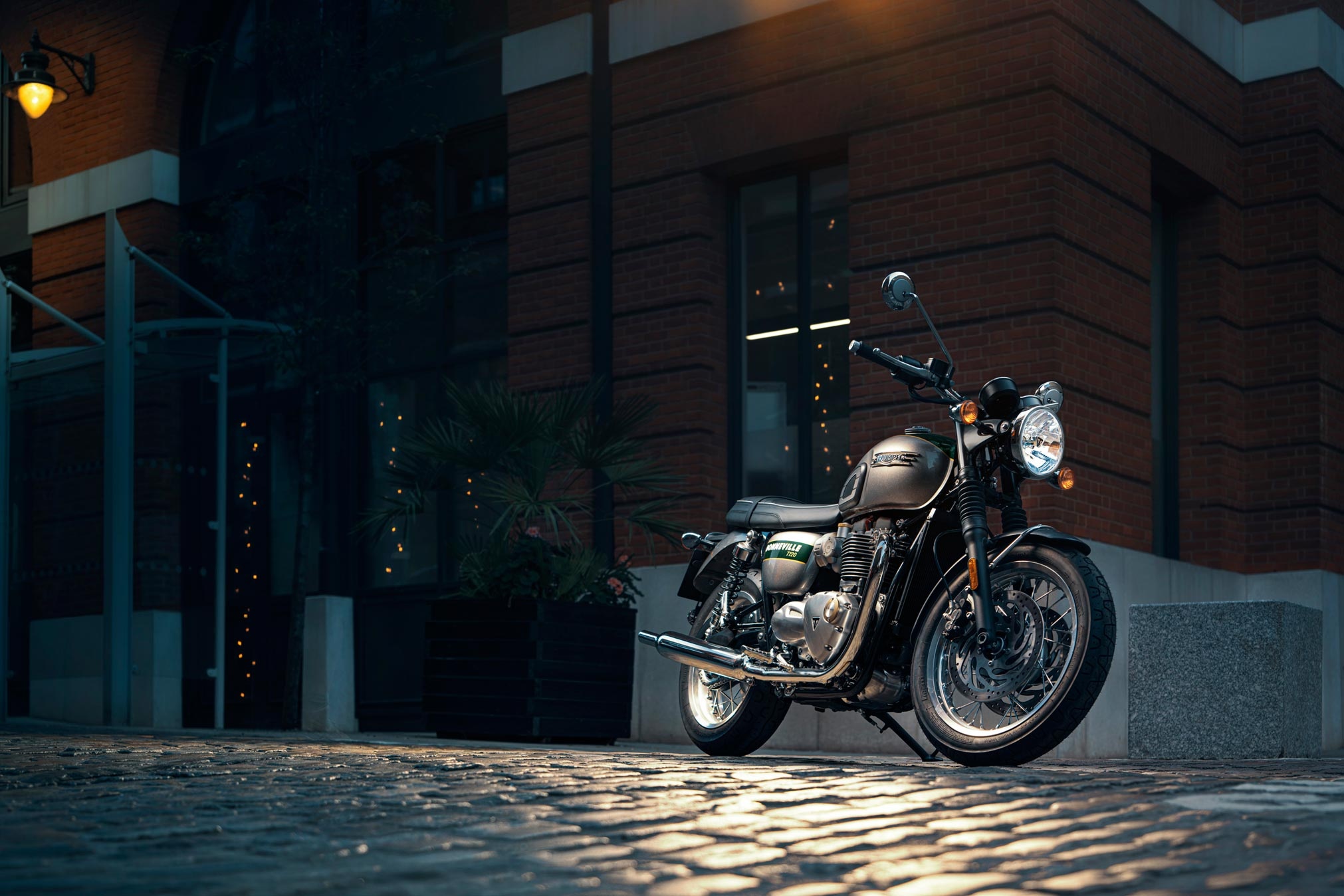 Triumph Bonneville T120, Auto, Gold Line, Total Motorcycle, 2030x1350 HD Desktop