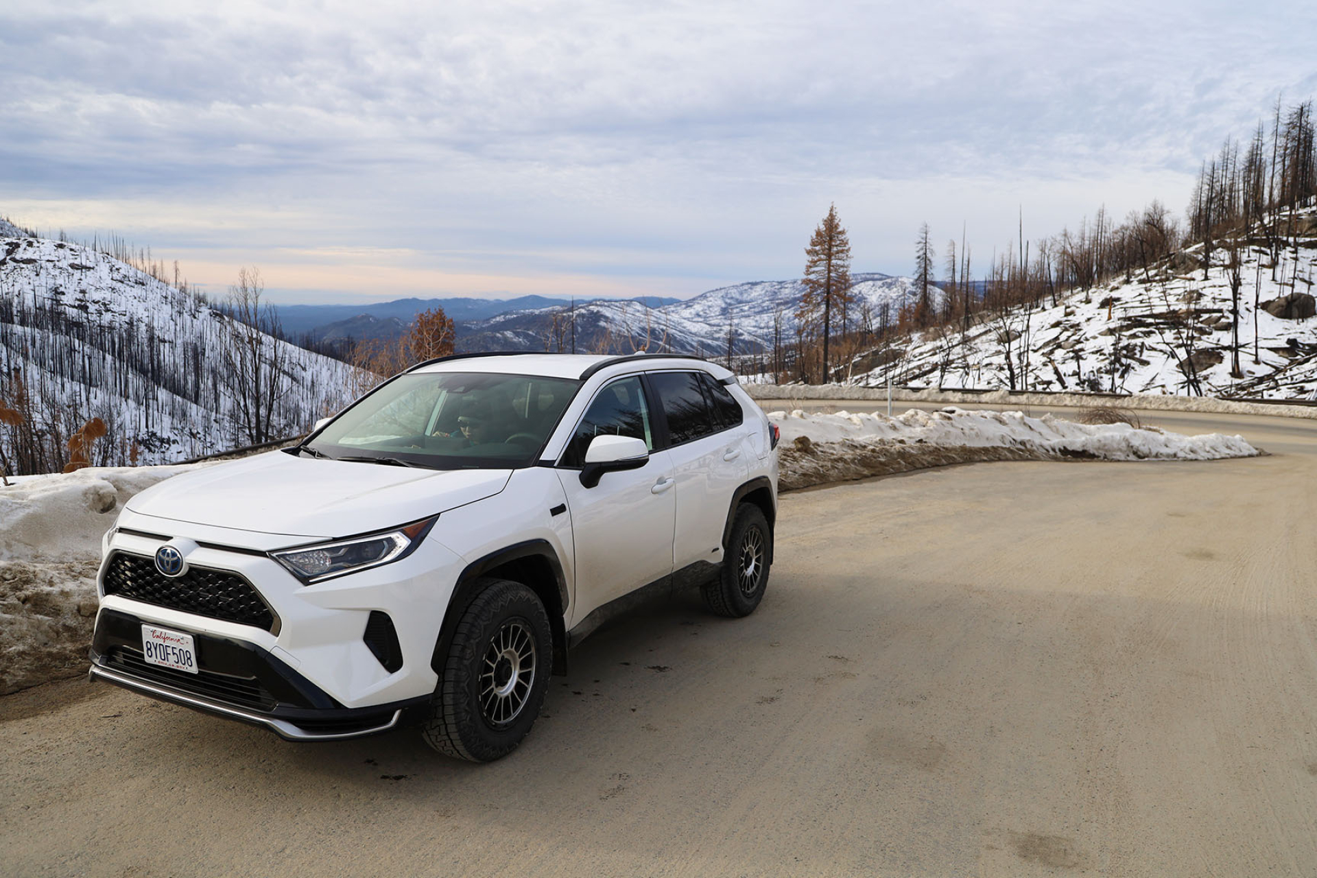 Winter, Toyota RAV4 Wallpaper, 1920x1280 HD Desktop