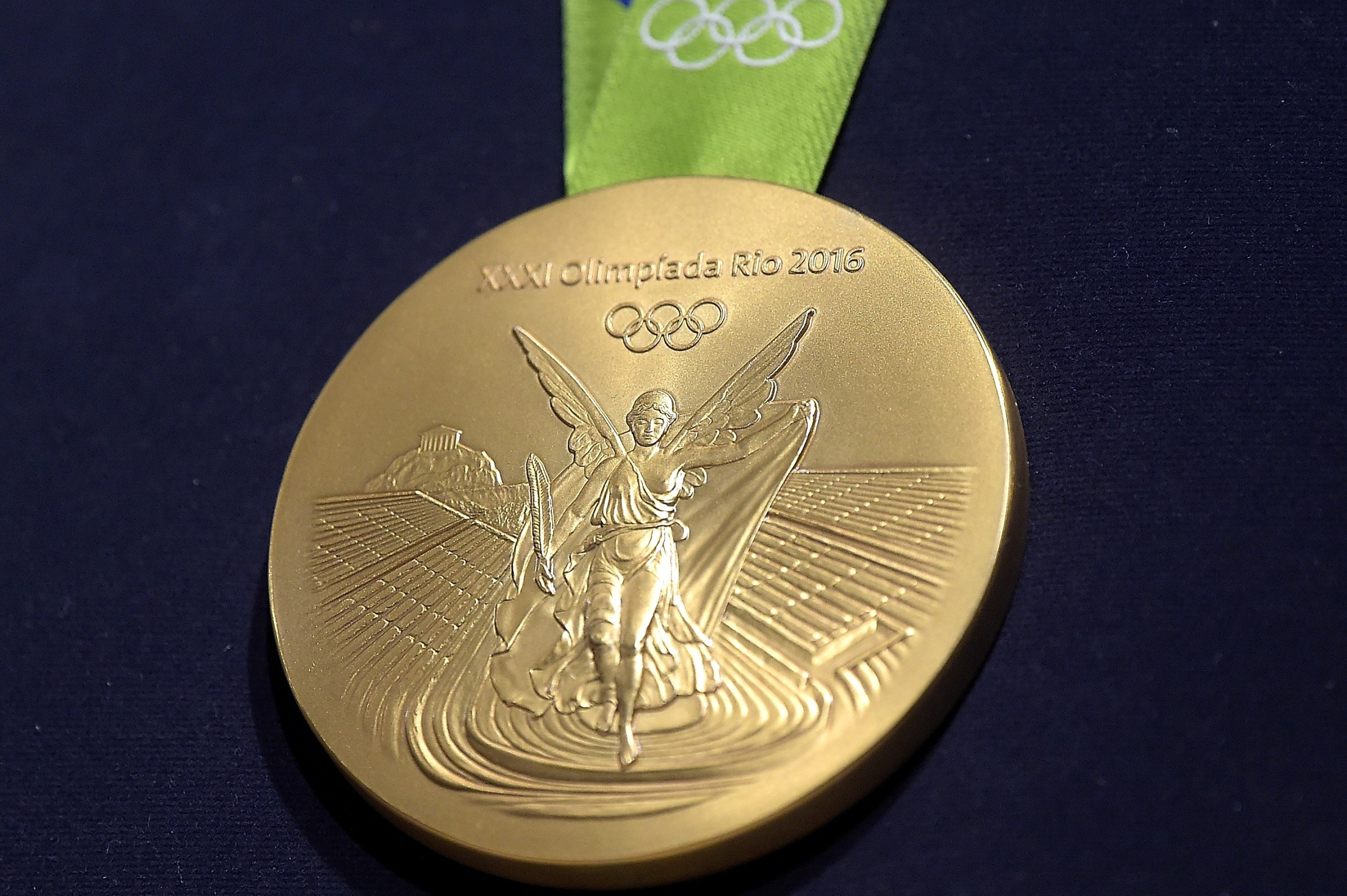 Gold medal, Prestigious recognition, Glittering prize, Achieving excellence, 3000x2000 HD Desktop