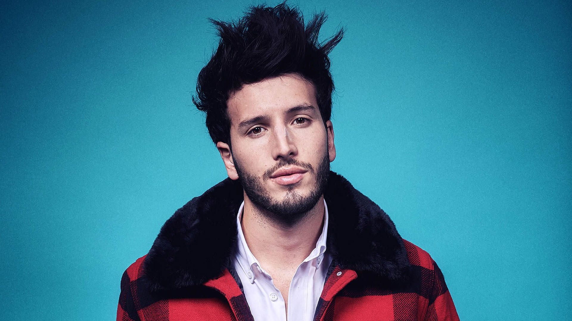 Sebastian Yatra, Latin pop sensation, Soulful melodies, Chart-topping hits, 1920x1080 Full HD Desktop