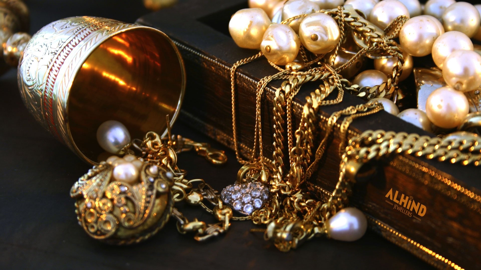 Fashion Jewelry, Jewelry Lover, 1920x1080 Full HD Desktop