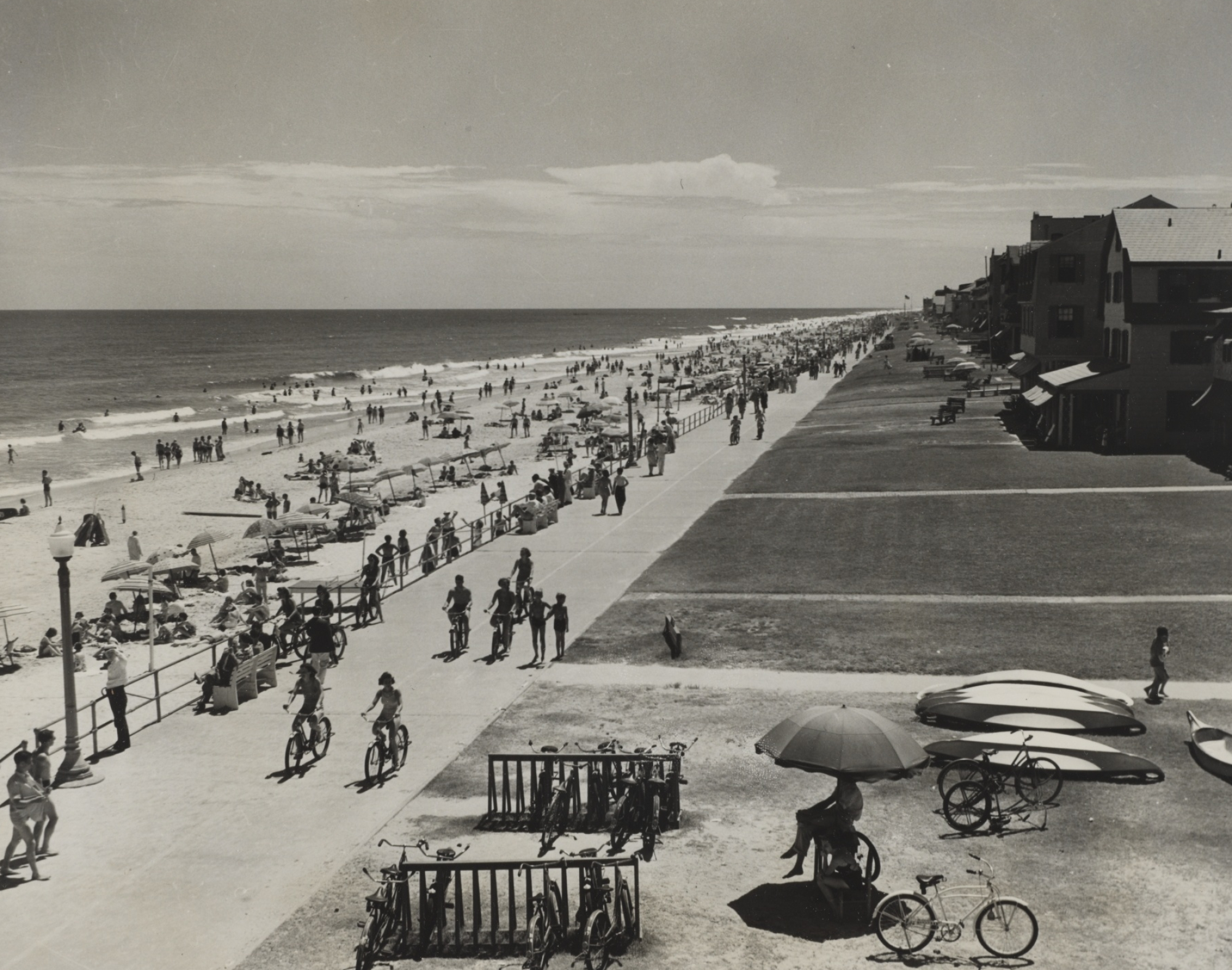 Virginia Beach, Fun in the sun, Timeless vacations, Rich history, 2000x1580 HD Desktop