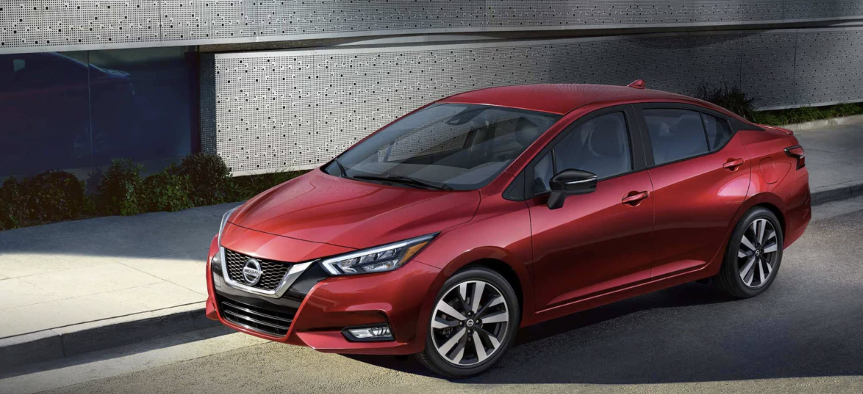 2020 Model, Nissan Versa Wallpaper, 2920x1340 Dual Screen Desktop