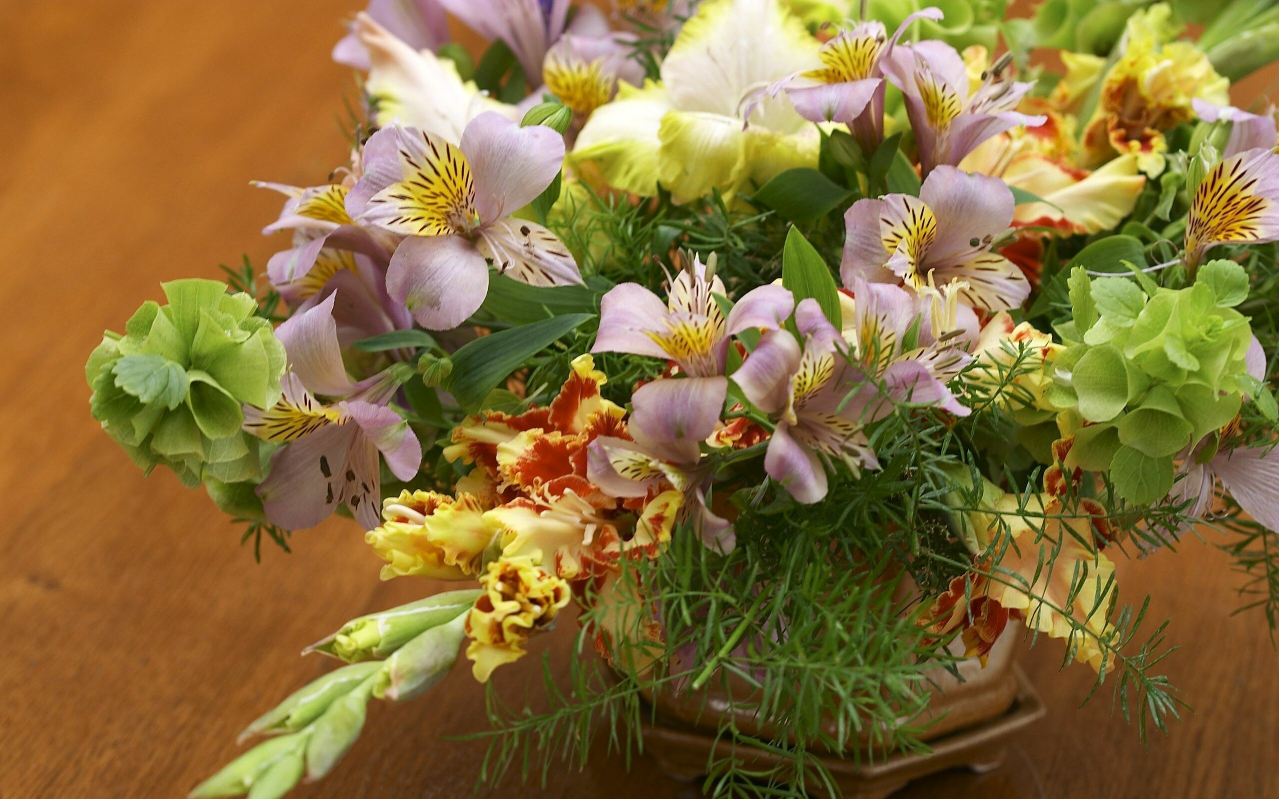 Flower Bouquet, Flower bouquet wallpapers, Wonderful flowers, Vibrant colors, 2560x1600 HD Desktop