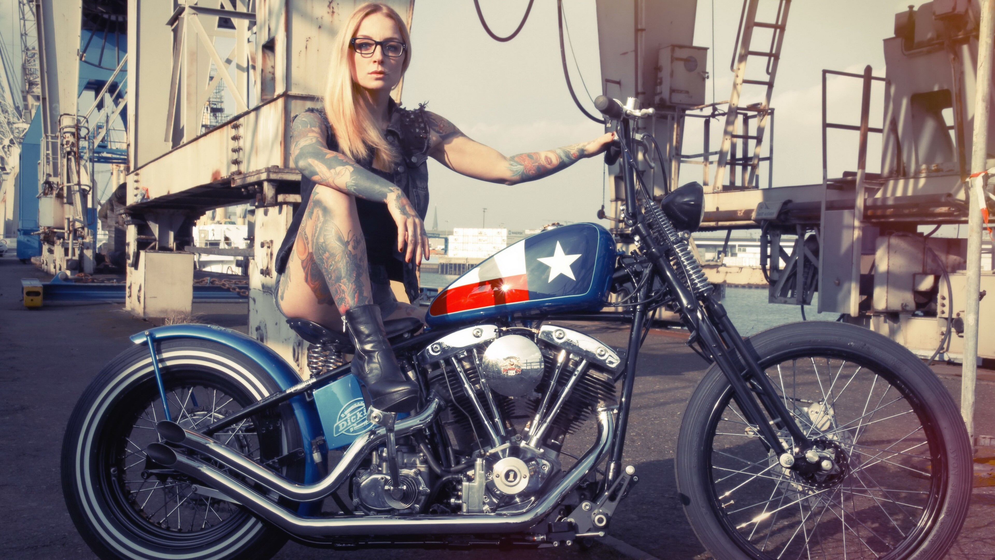 Dickies Custombike, Girls and Motorcycles Wallpaper, 3840x2160 4K Desktop