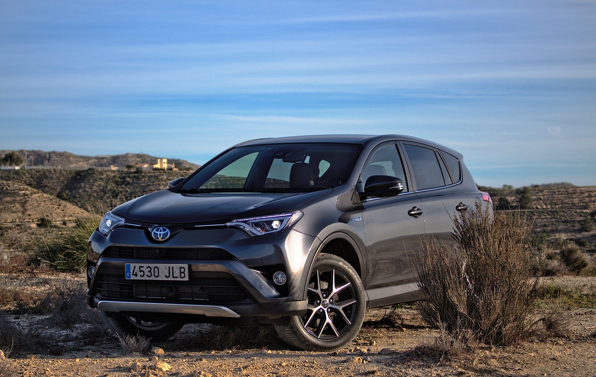 Toyota RAV4, Hybrid driving report, Futuristic design, Green technology, 1920x1220 HD Desktop