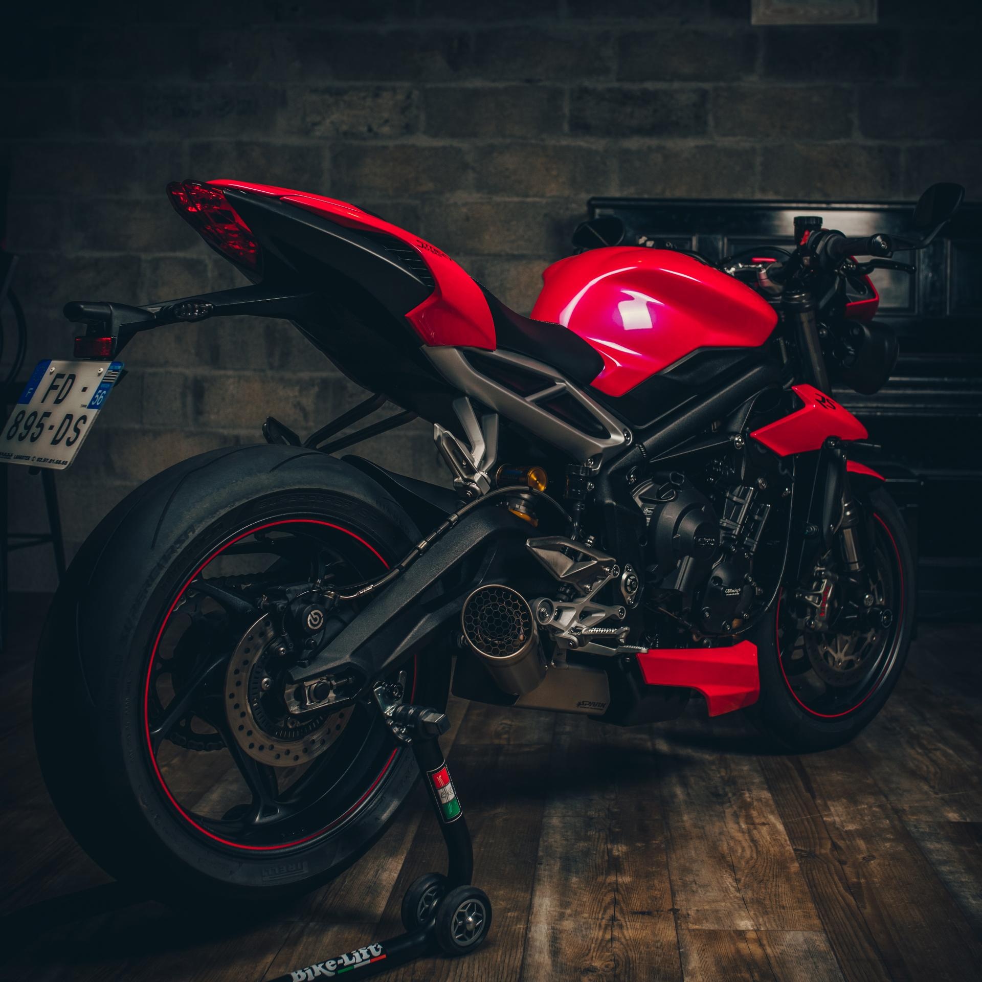 Triumph Street Triple RS, Triumph Lanester dealership, Lorient, France, 1920x1920 HD Phone