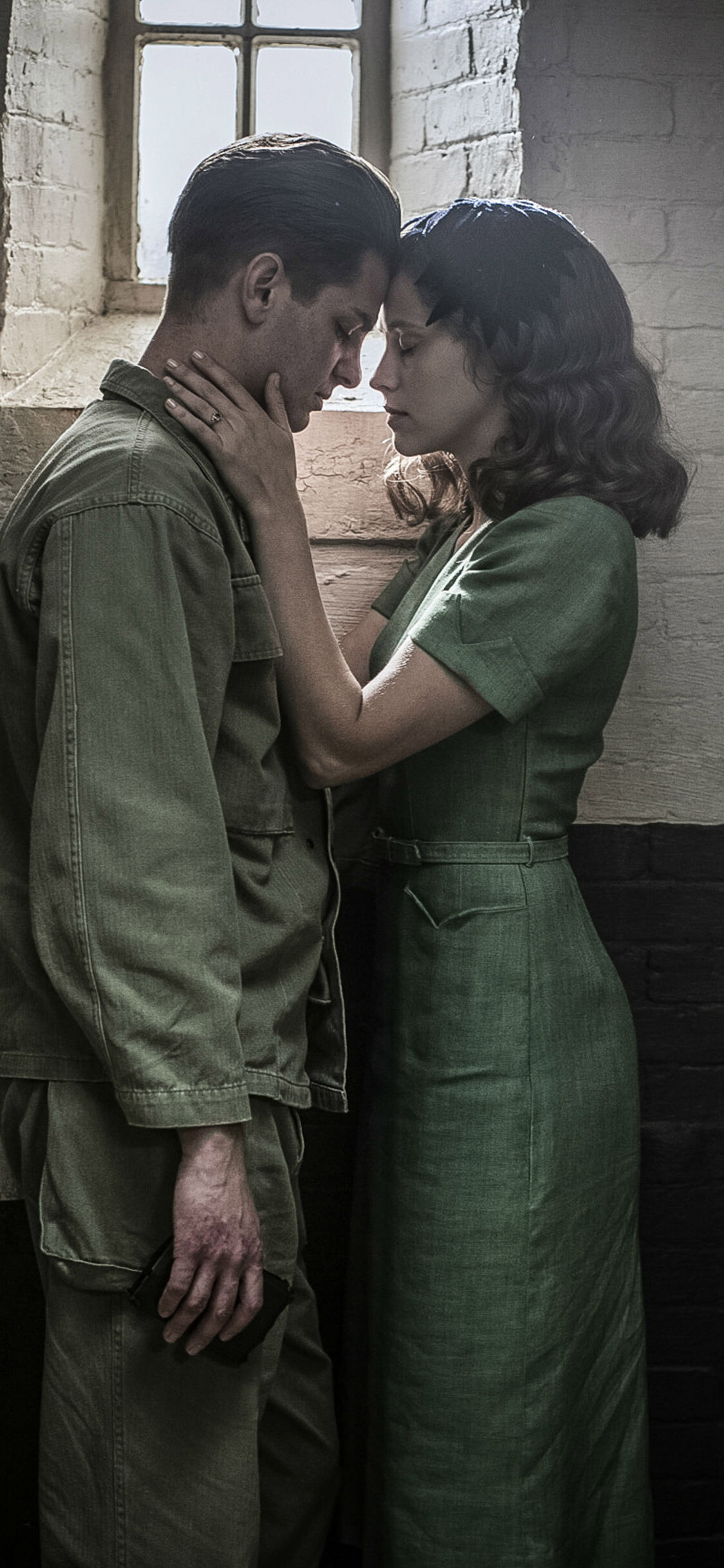 Hacksaw Ridge, Emotional war journey, iPhone XS wallpaper, 4K images, 1130x2440 HD Phone
