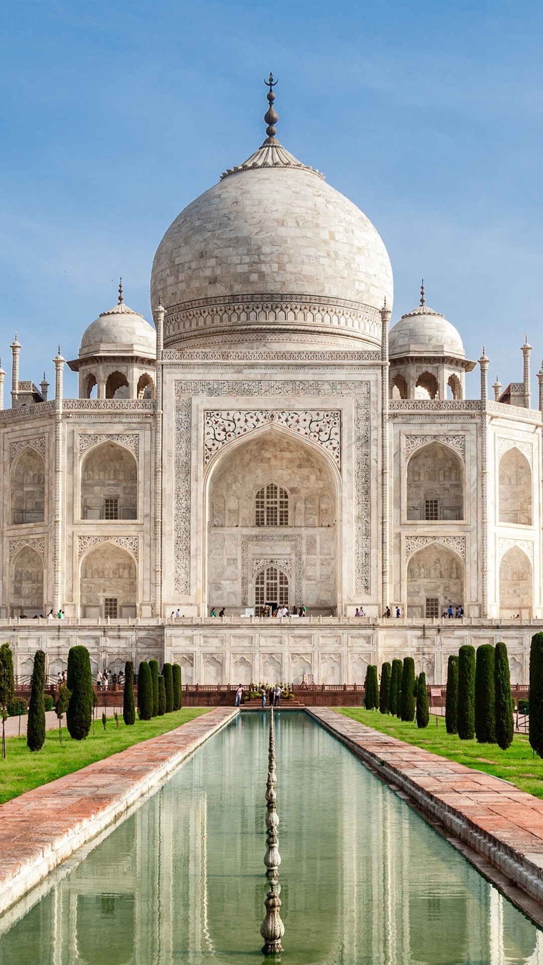 Taj Mahal full-screen, Captivating wallpaper experience, Timeless beauty, 1080x1920 Full HD Phone