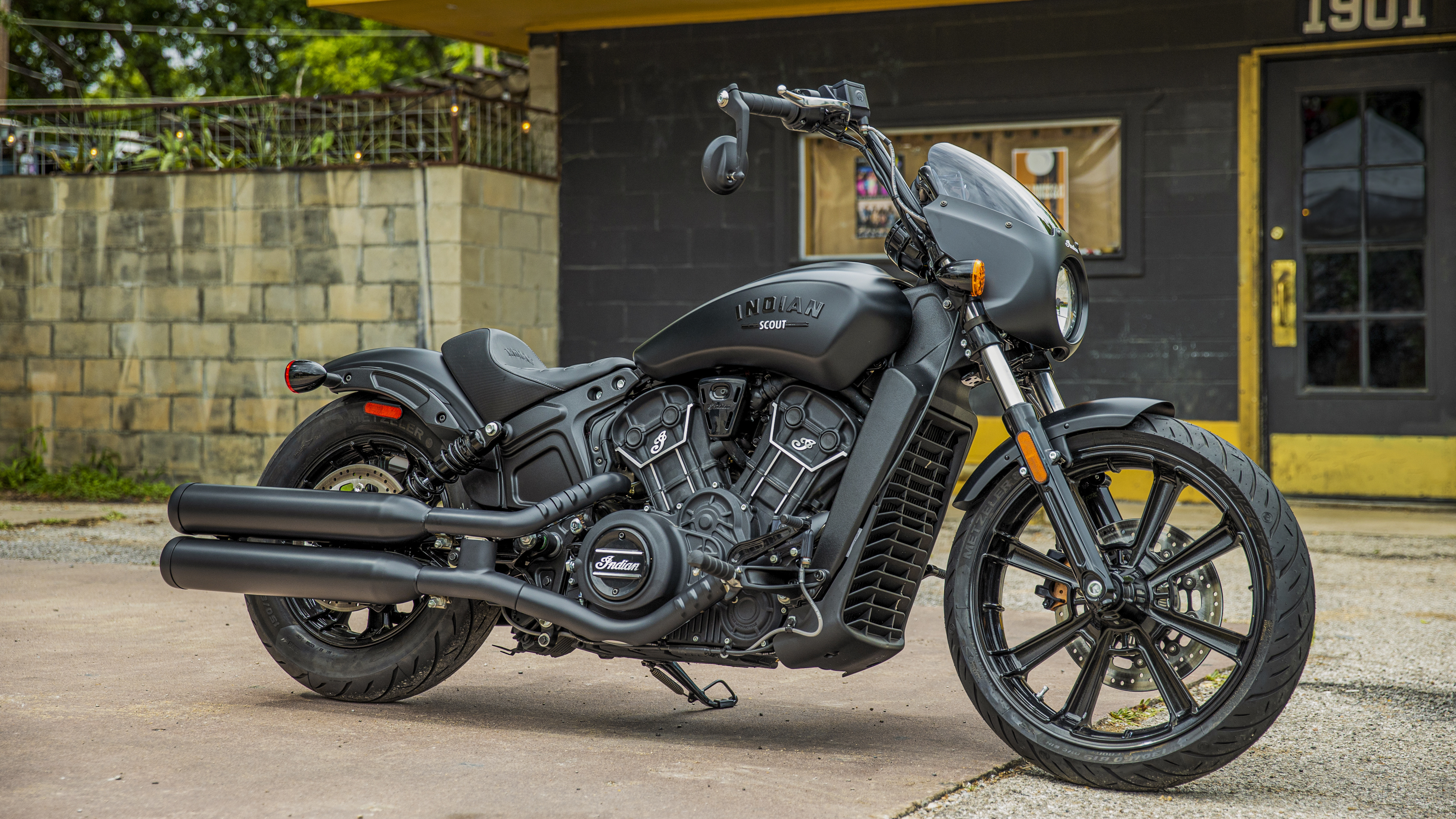 Indian Scout Bobber, Custom Cruiser, Touring Qualities, Auto, 3840x2160 4K Desktop
