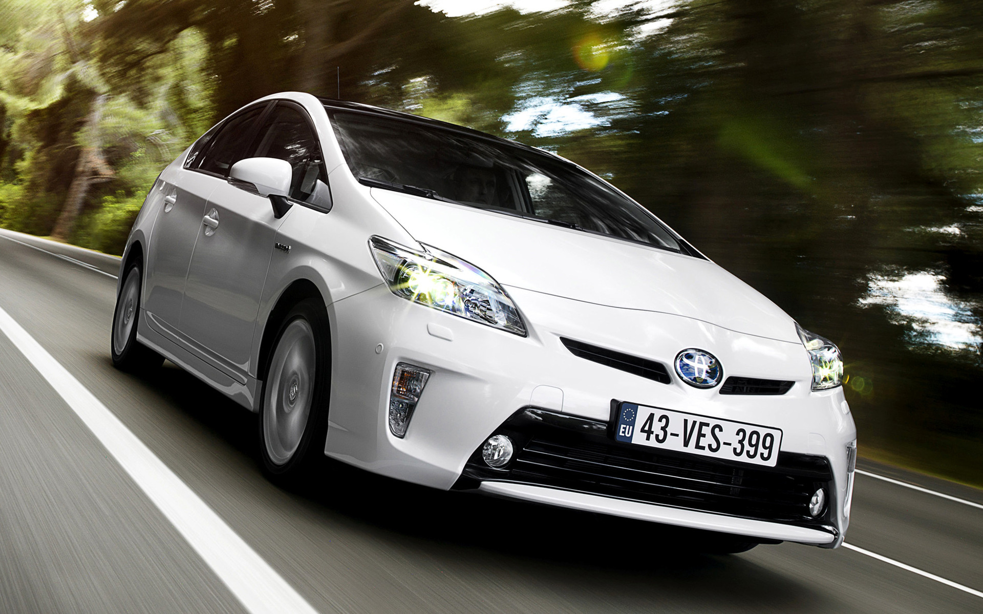 2011 Model, Toyota Prius Wallpaper, 1920x1200 HD Desktop