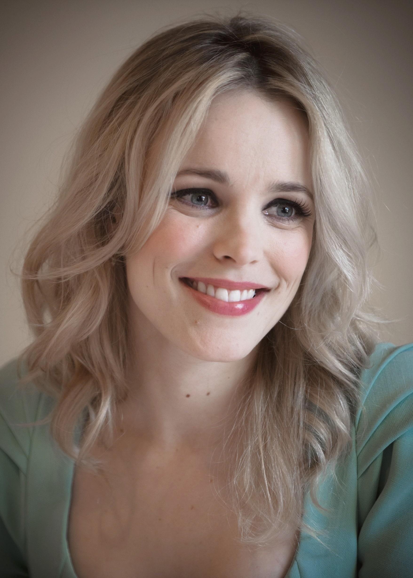 Rachel McAdams, Glossy photo, Celebrity collectible, Contemporary beauty, 1760x2460 HD Phone