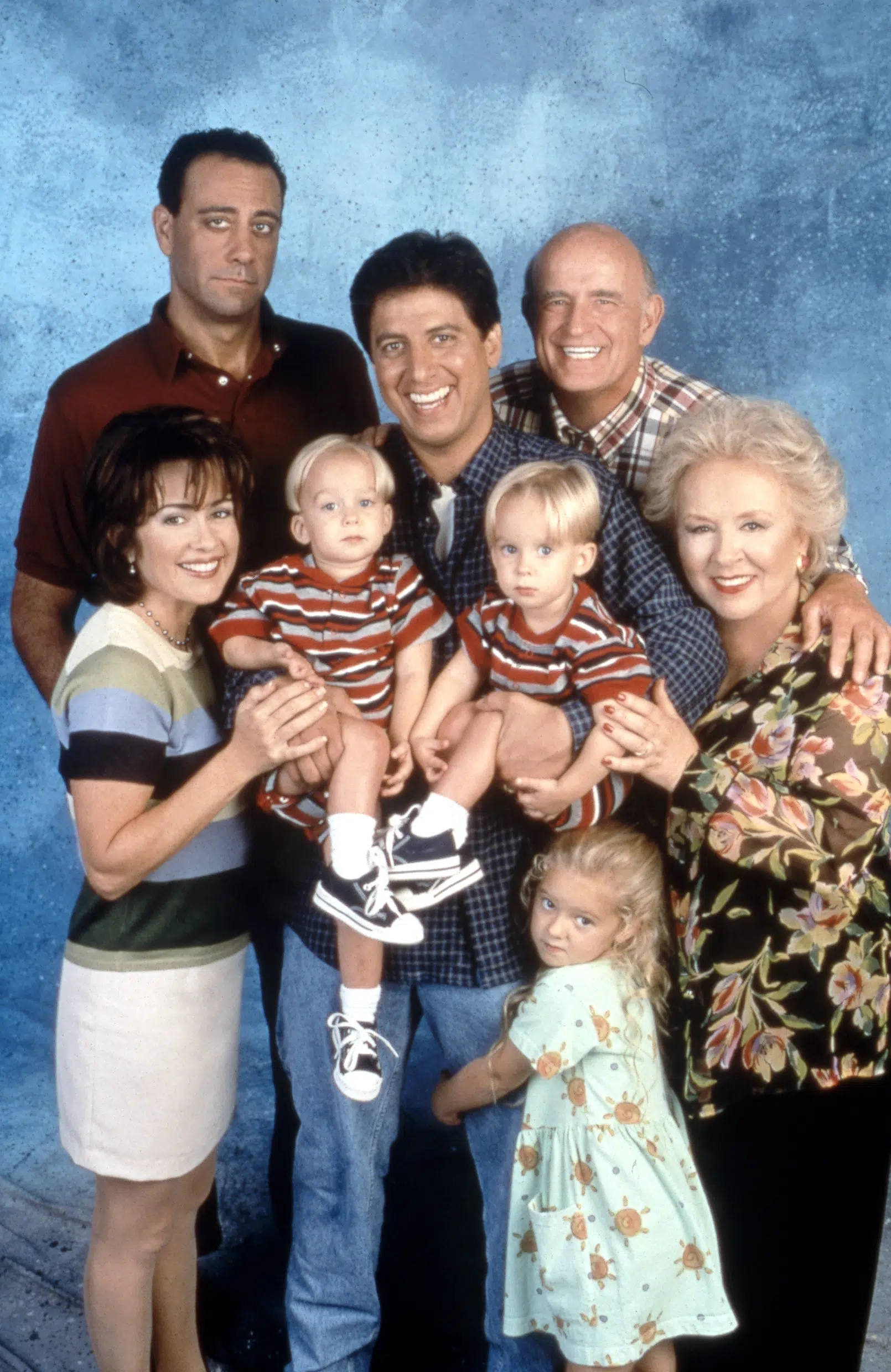 Everybody Loves Raymond, TV Series, CBS casting, Wife role, 1610x2480 HD Phone