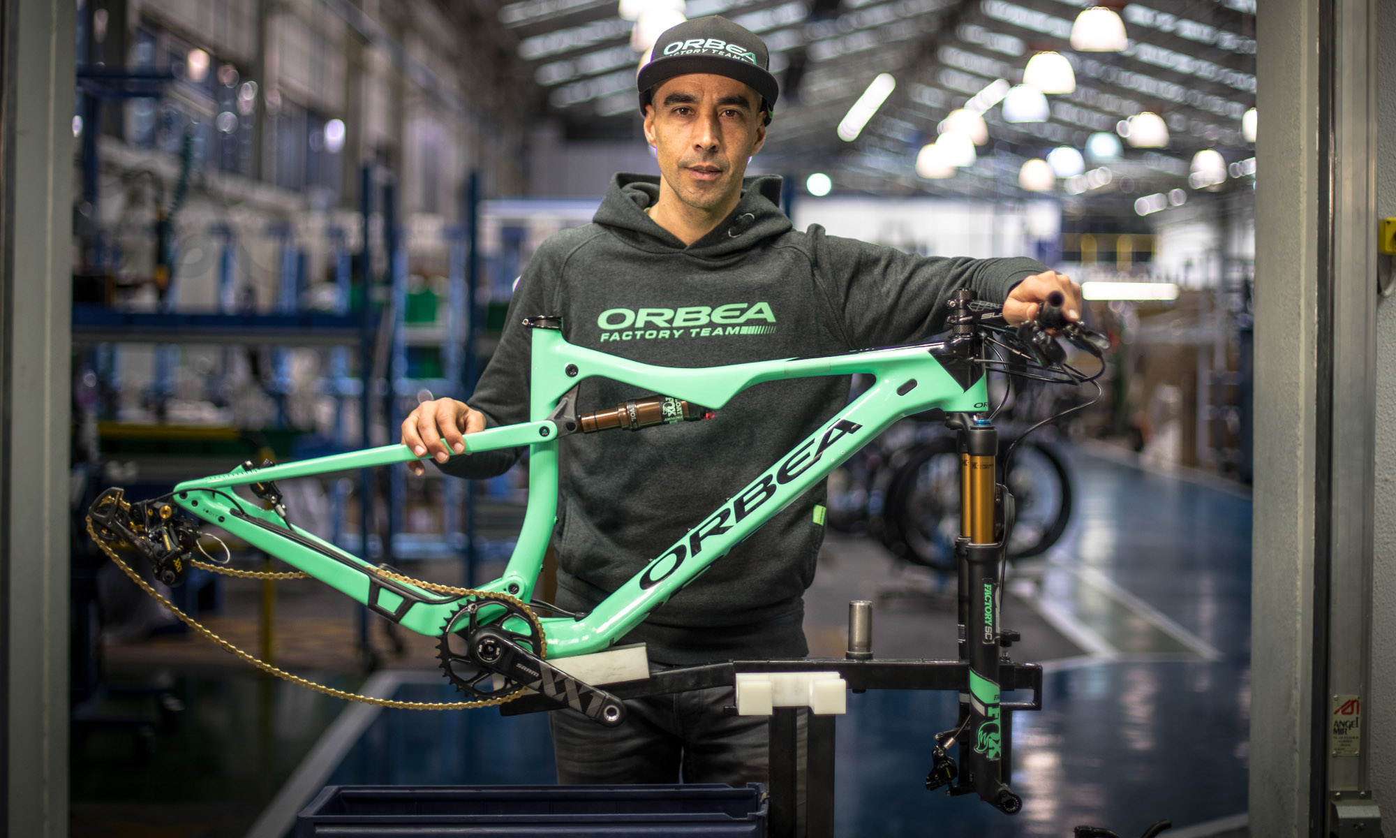 Factory, Orbea Wallpaper, 2000x1200 HD Desktop
