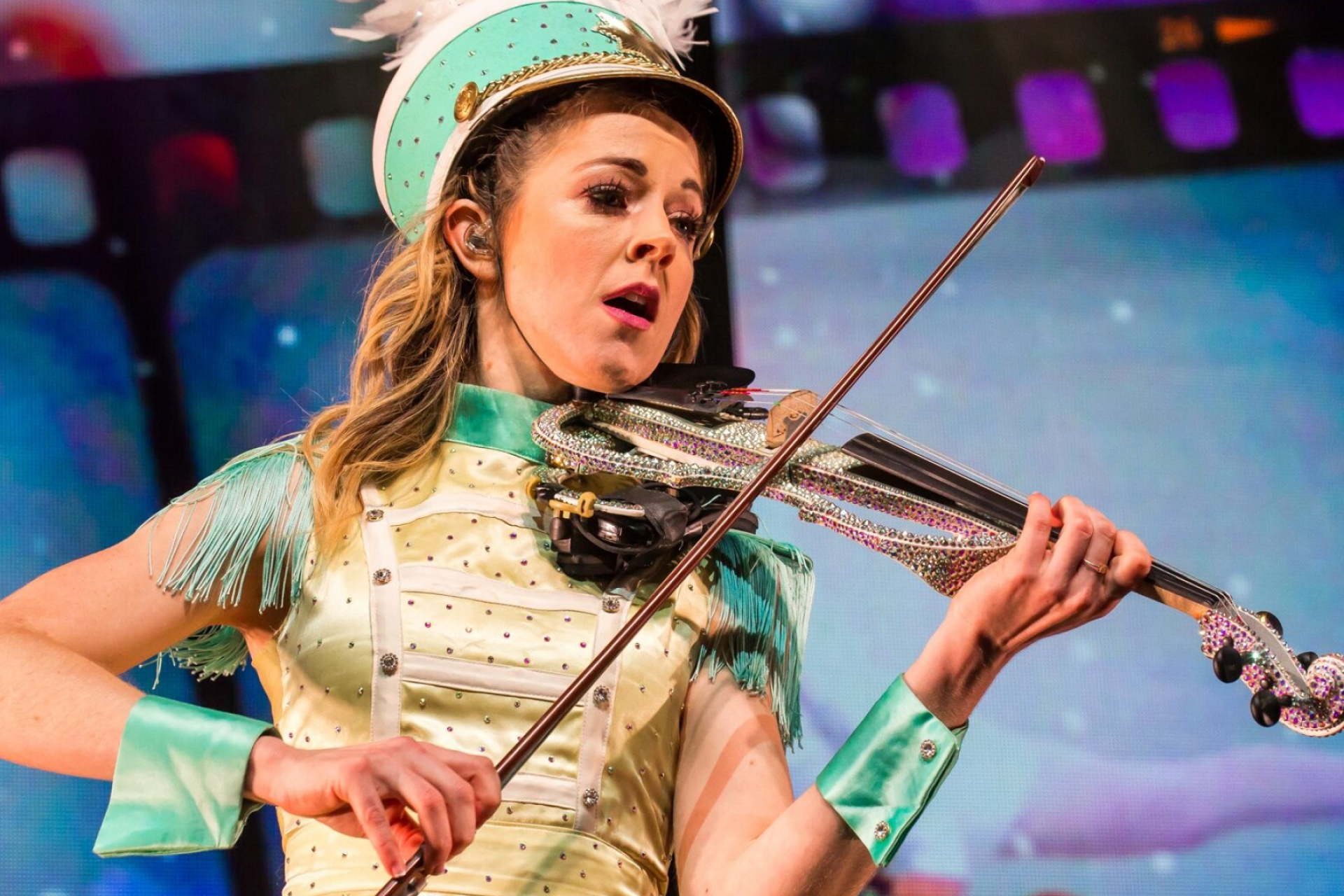 Lindsey Stirling, Uplifting musician, Inspiring personality, Gifted guitarist, 1920x1280 HD Desktop