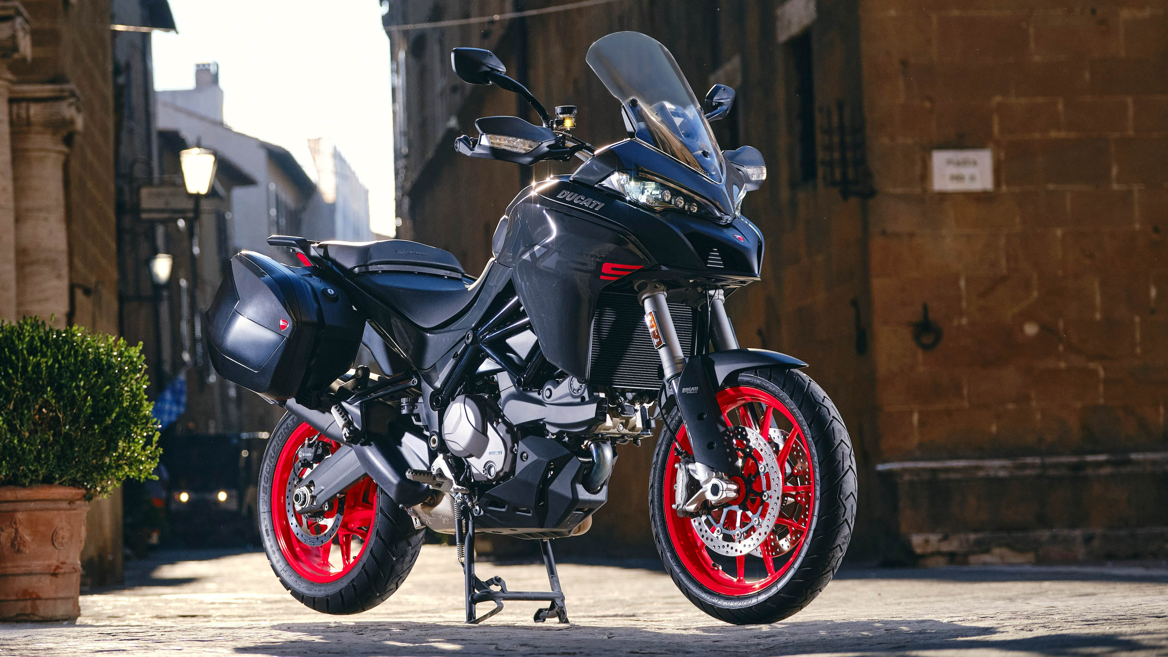 Ducati Multistrada V2, Everyday wonder, New model, 3840x2160 4K Desktop