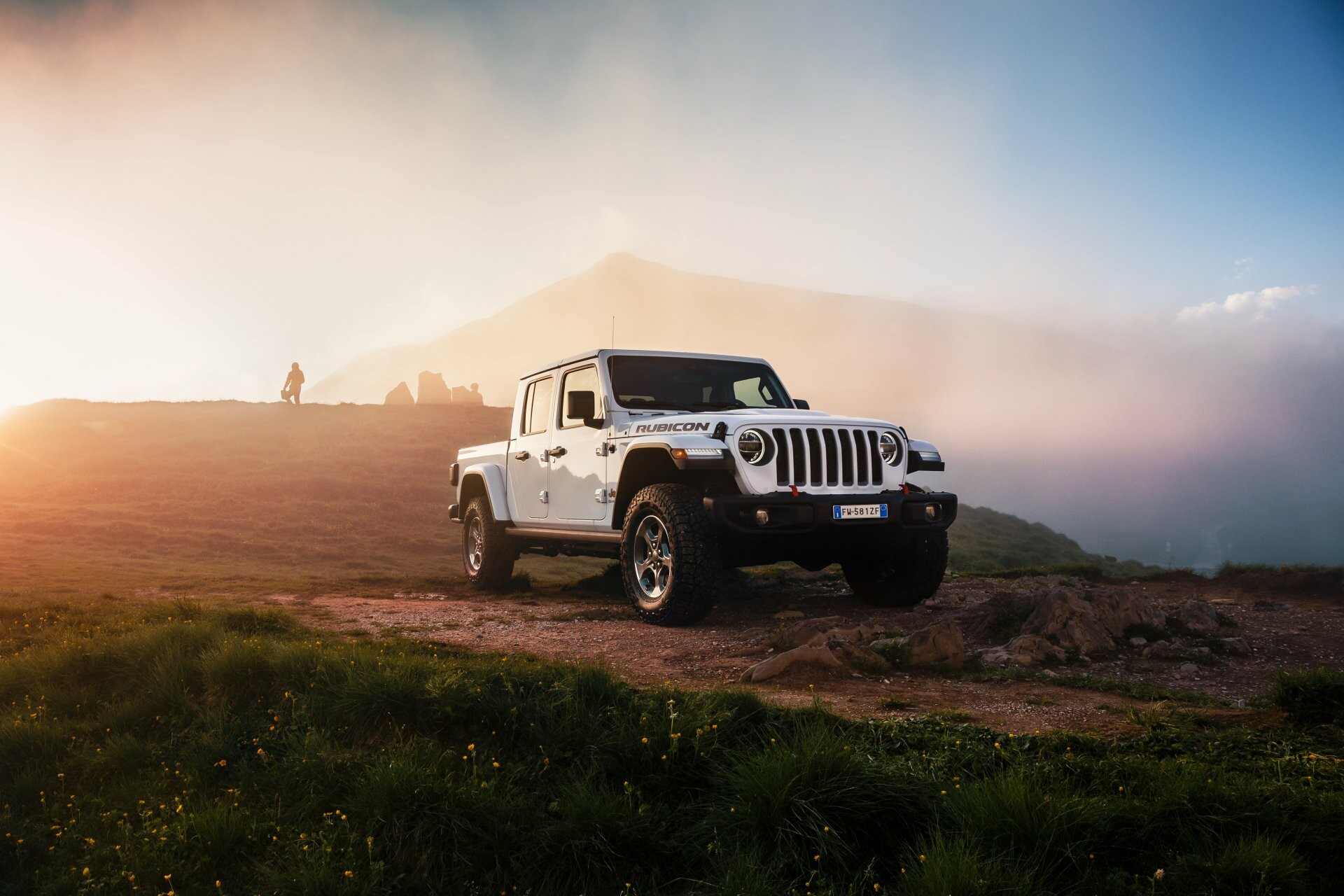 Jeep Gladiator, High-definition wallpapers, Off-road beast, Unstoppable power, 1920x1280 HD Desktop