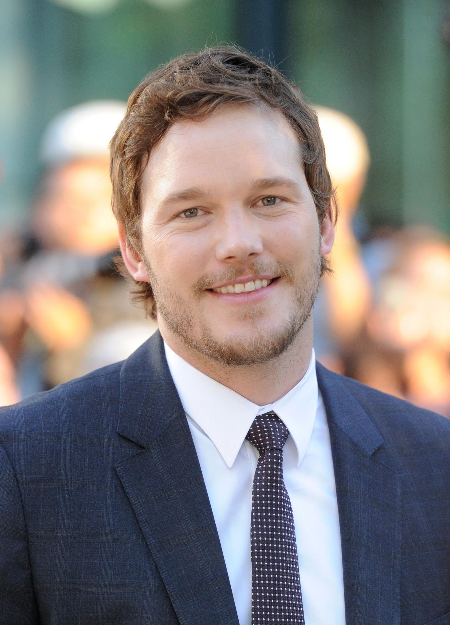 Chris Pratt, Celebrity wallpapers, 4K pictures, 2019 collection, 1480x2050 HD Phone