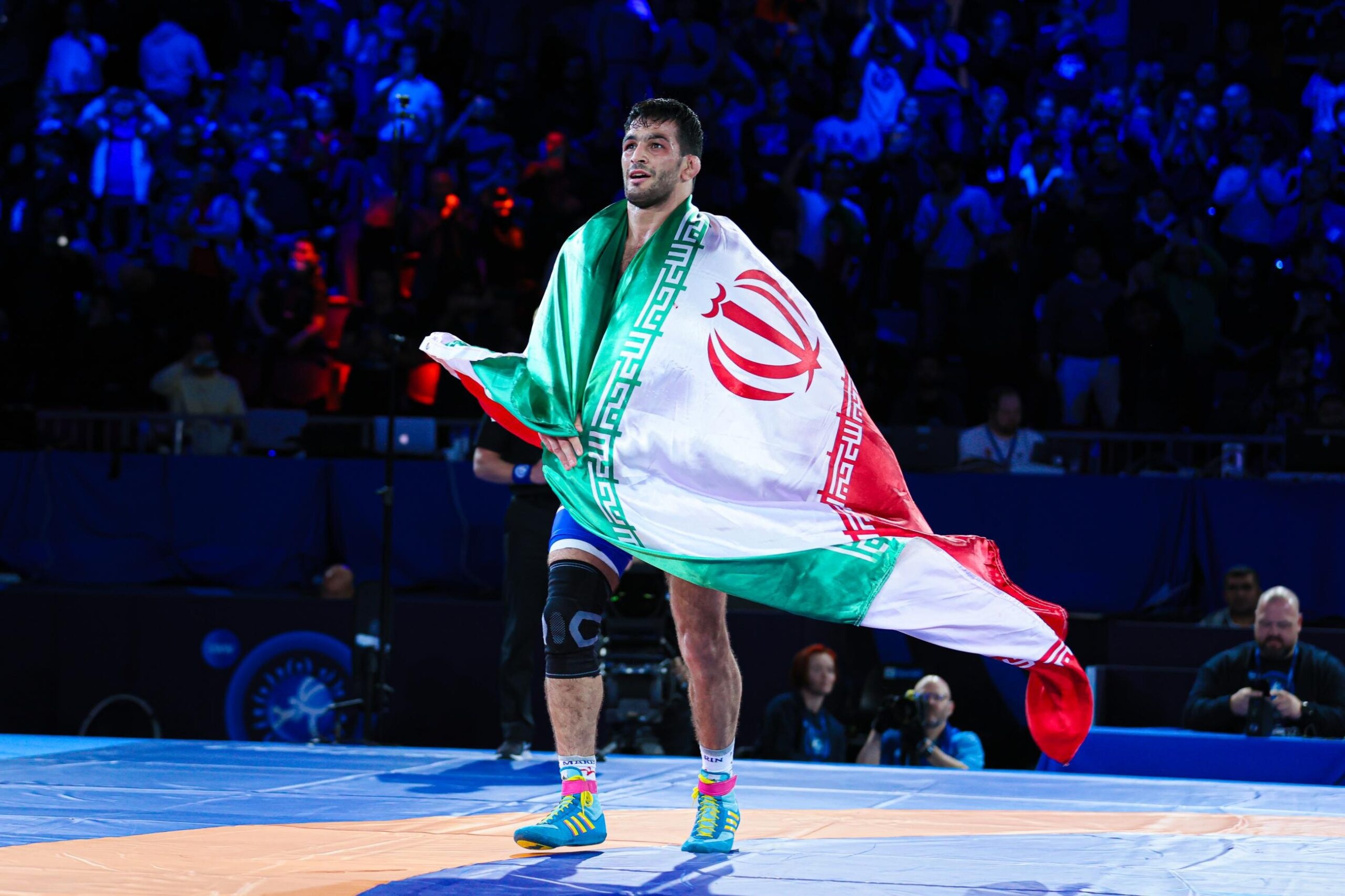 Ghasempour Kamran, Yazdani victory, Taylor defeat, Impressive performance, 2560x1710 HD Desktop