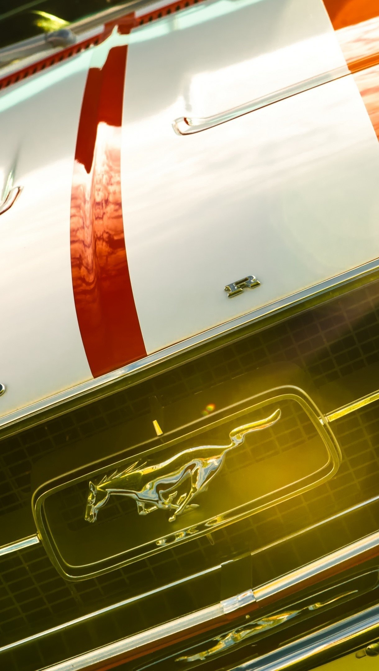 1967 Ford Mustang, Running horse emblem, White hood red racing stripe, HD Phone wallpaper
