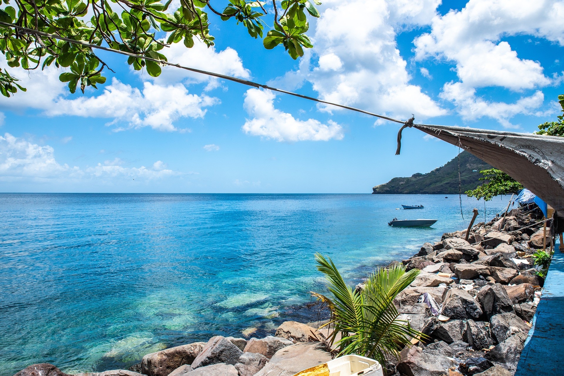 St. Vincent and the Grenadines, Nomads travel guide, Travels, Saint Vincent and the Grenadines, 1920x1290 HD Desktop