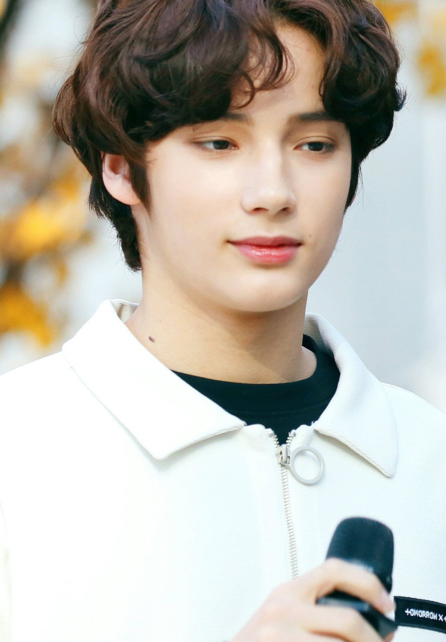 Huening Kai, TXT, Worldwide handsome, Twitter pics, 1430x2050 HD Phone