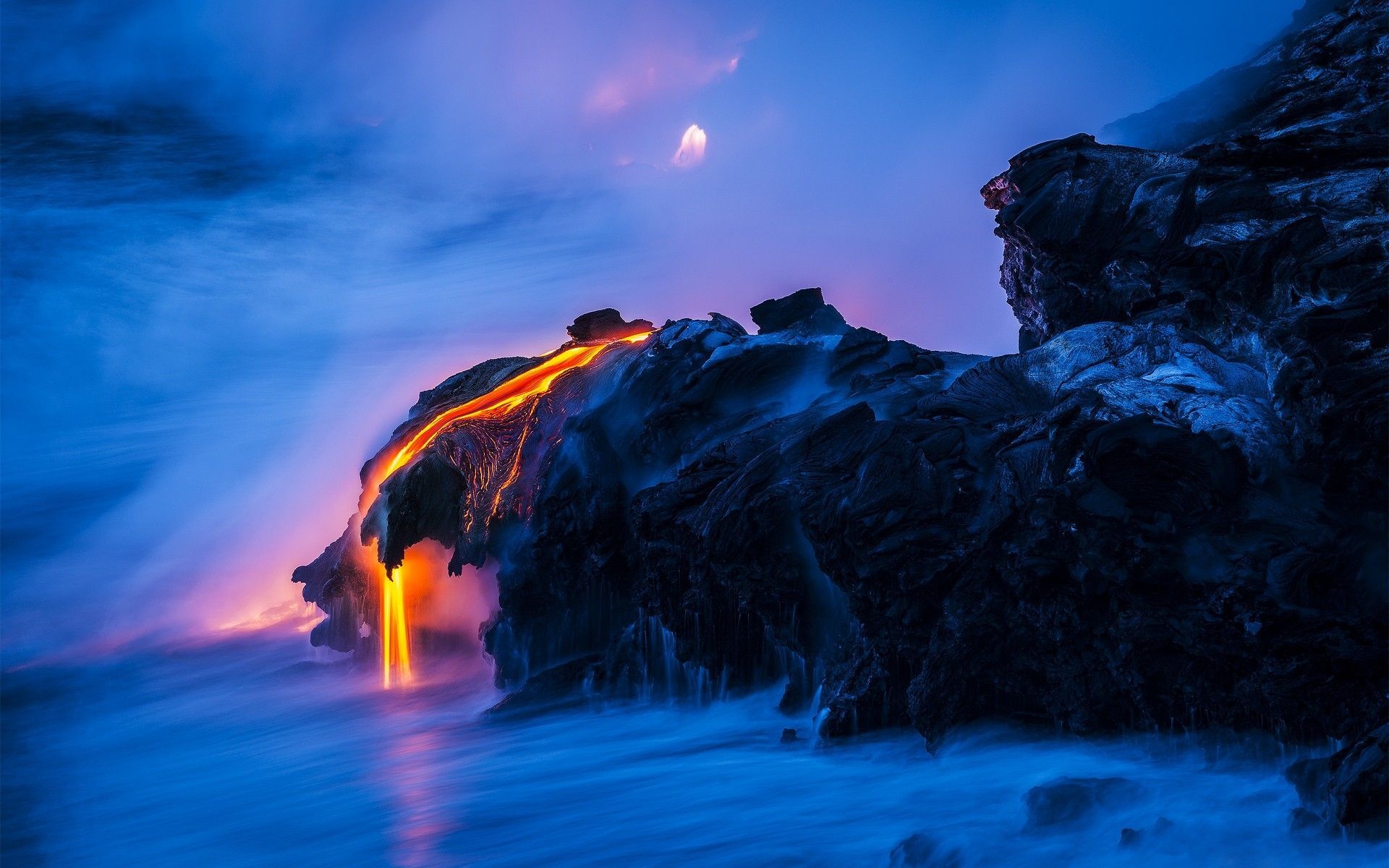 Hawaii Volcanoes National Park, Lava ocean wallpapers, 4K HD backgrounds, Fiery spectacle, 1920x1200 HD Desktop