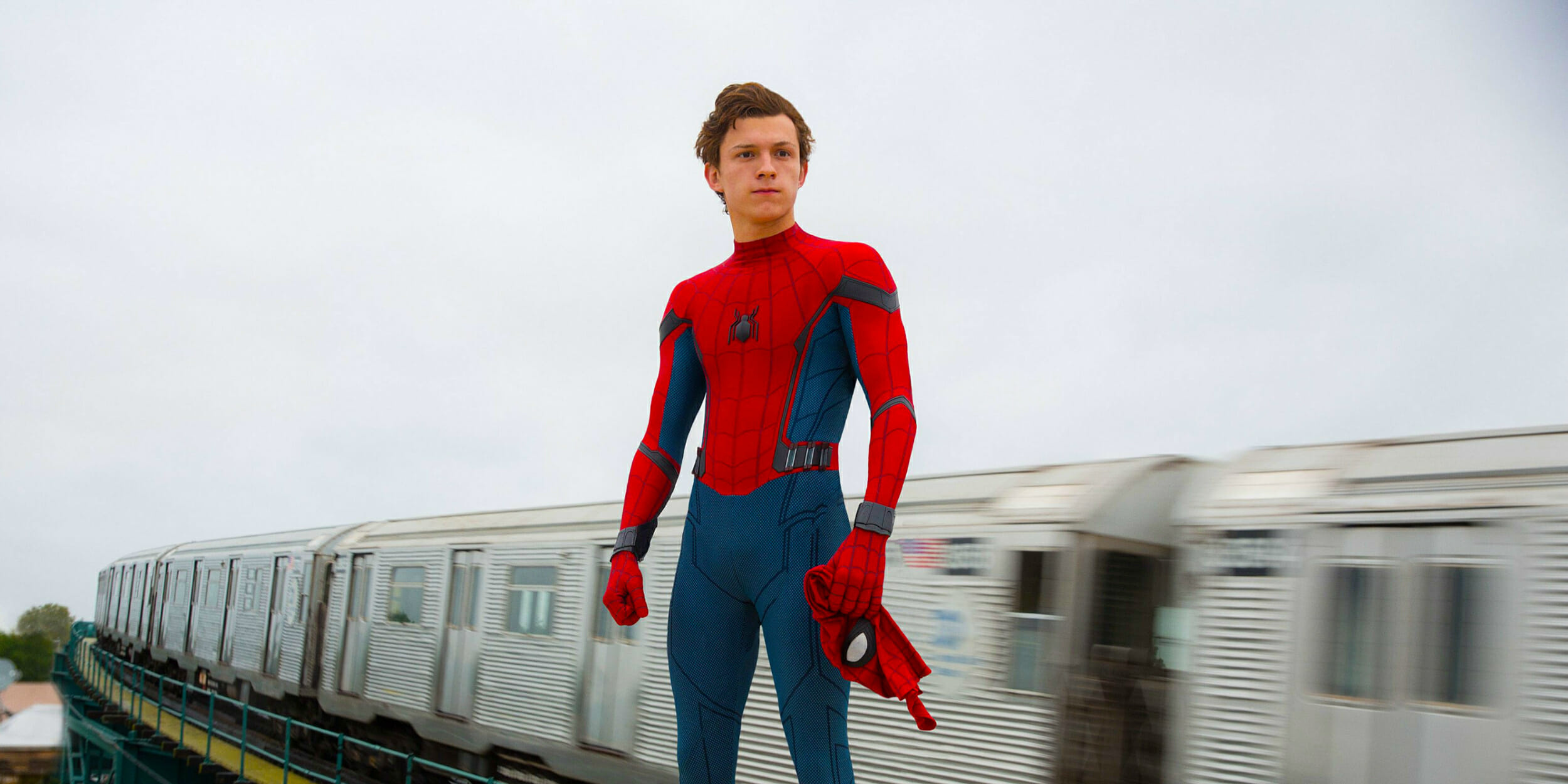 Tom Holland, Spider-Man: Homecoming Wallpaper, 2500x1250 Dual Screen Desktop