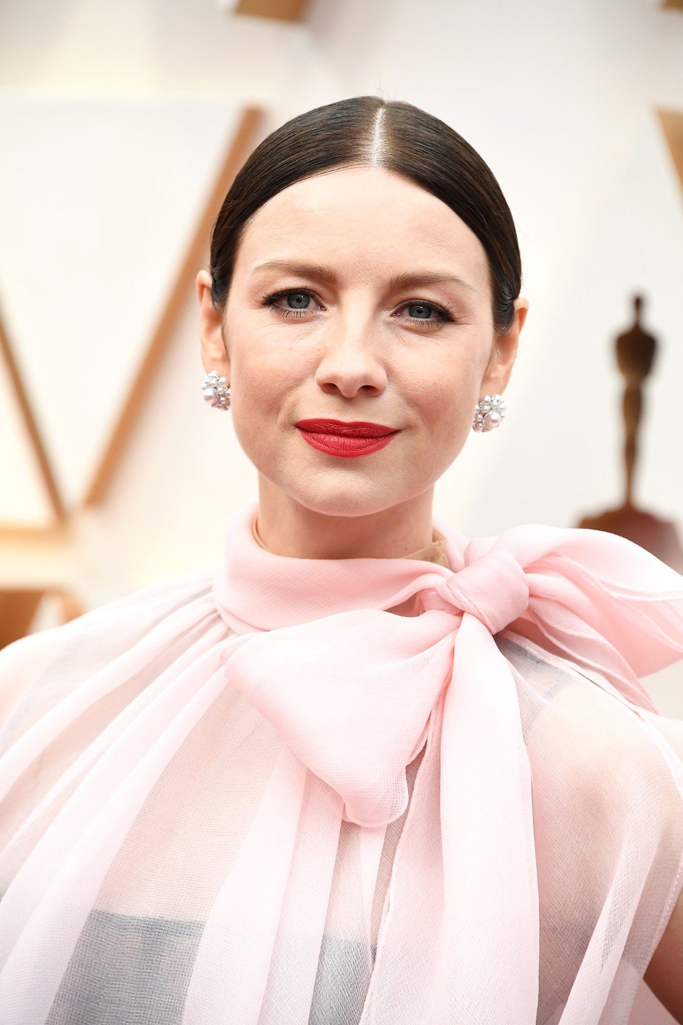 Caitriona Balfe, Makeup inspiration, Oscars beauty, Red carpet glamour, 1340x2000 HD Phone