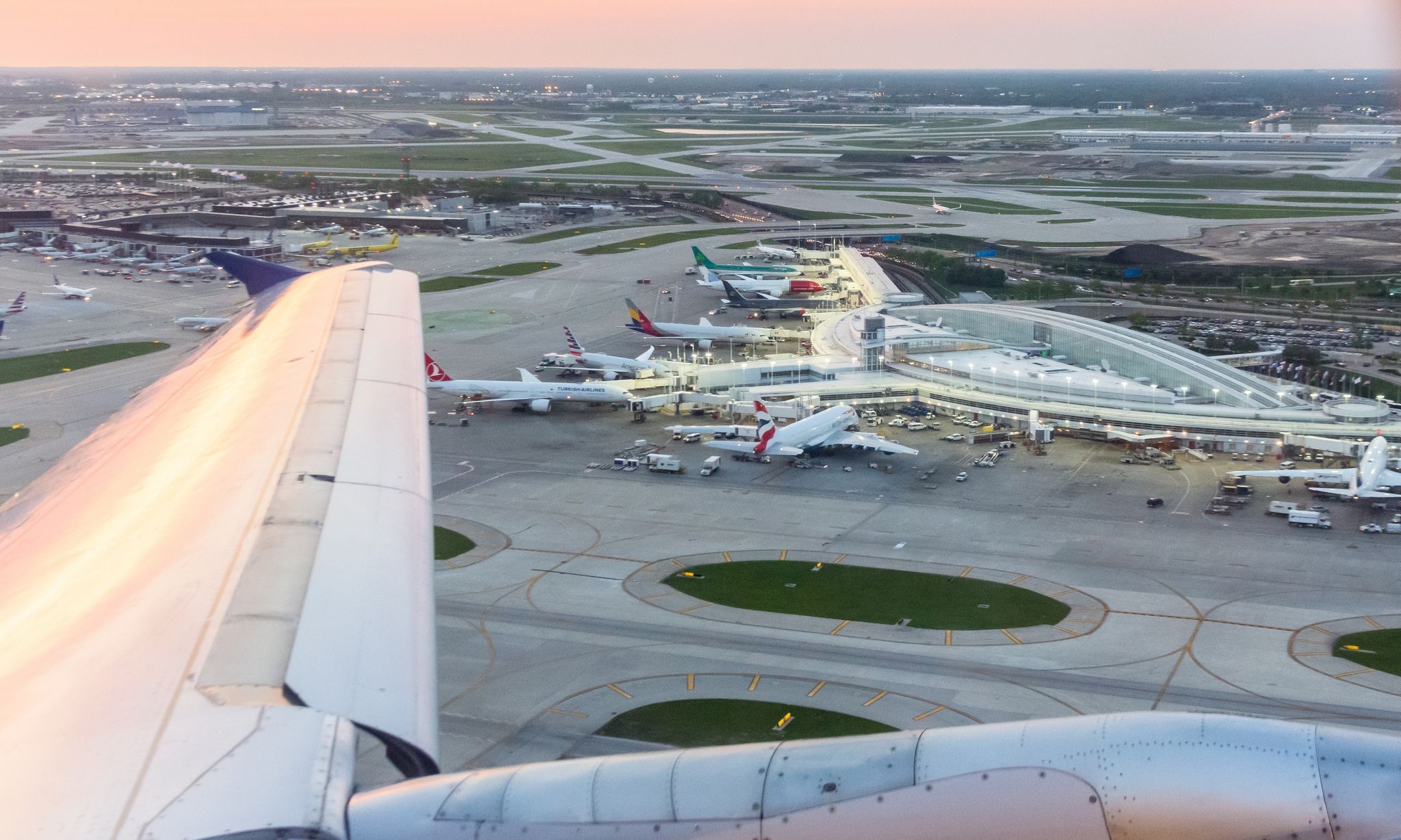 Chicago O'Hare Airport, Terminal 5, ORD, Travels, 2050x1230 HD Desktop