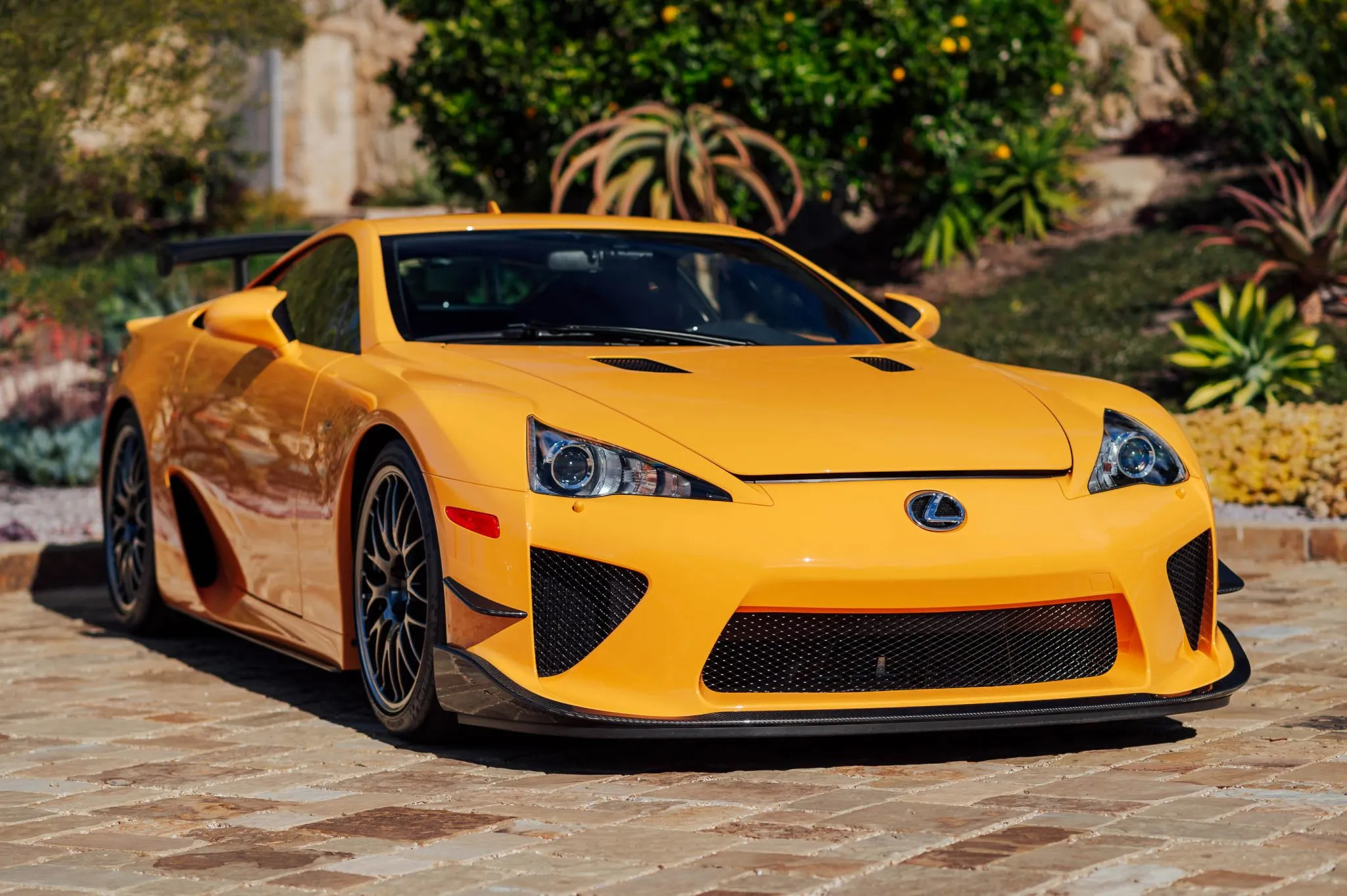 Lexus LFA, 2k mile, Bring a trailer, 2050x1370 HD Desktop