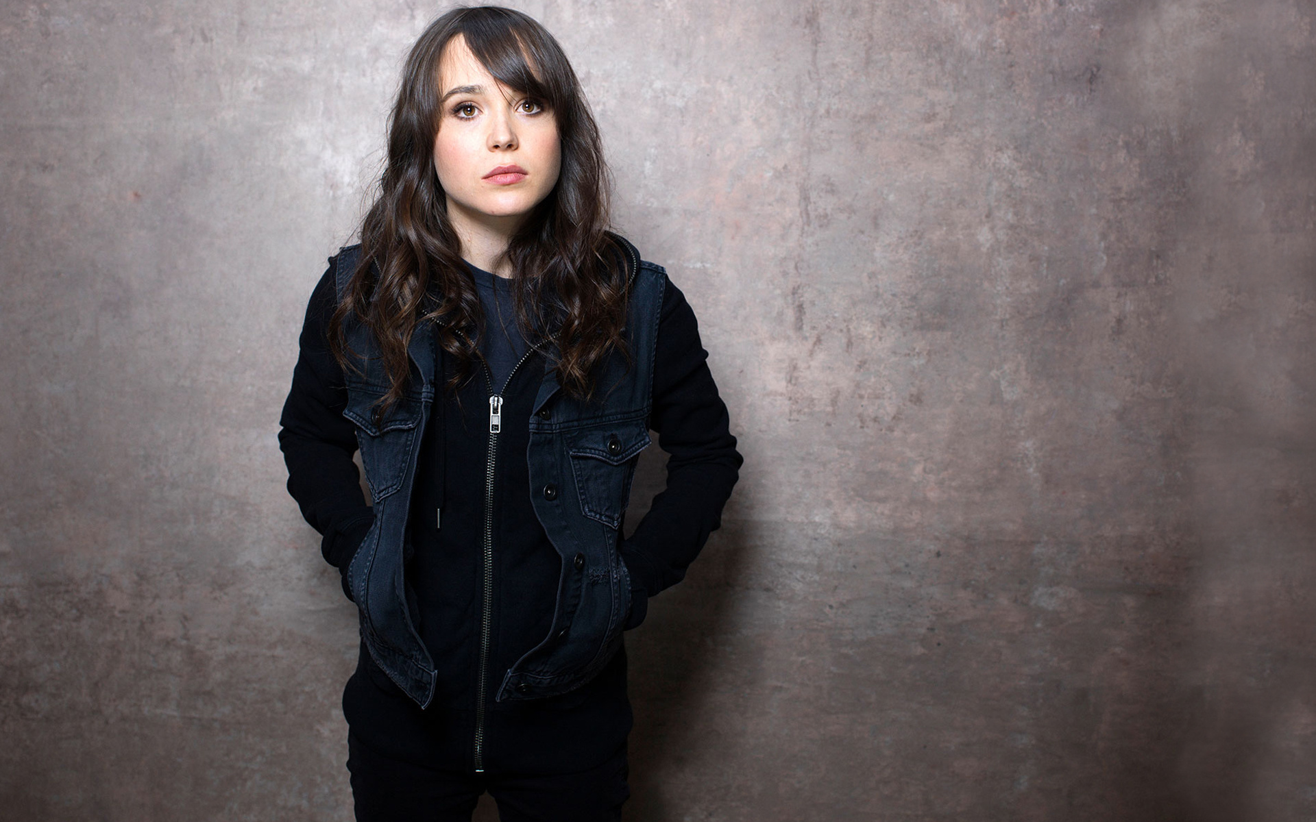 Elliot Page, Versatile film roles, Ellen Page wallpapers, Hollywood journey, 1920x1200 HD Desktop