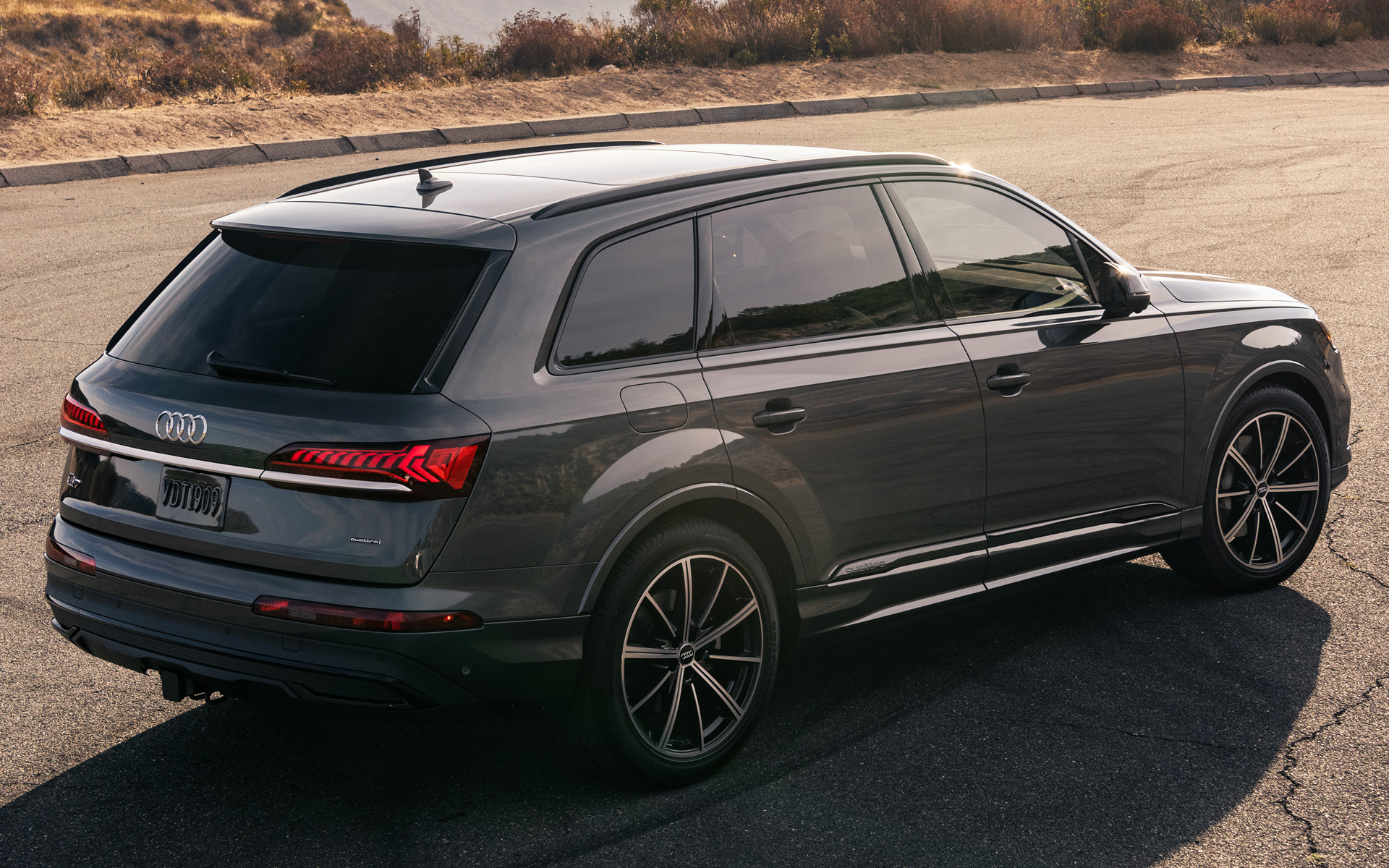 Black Pack US Spec, Audi Q7 Wallpaper, 1920x1200 HD Desktop