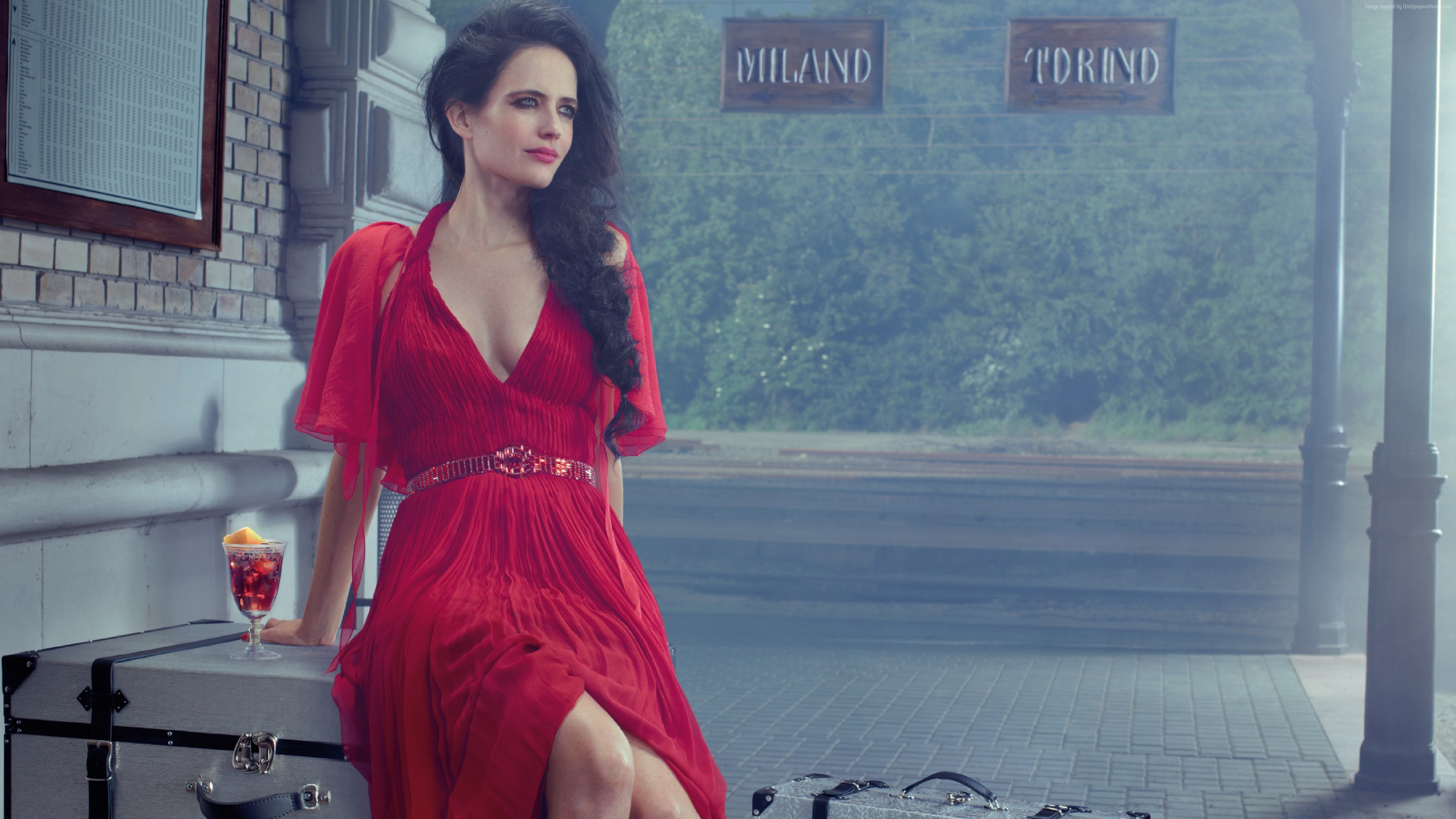 Eva Green in 4K, Celebrity elegance, Immersive experience, Mesmerizing beauty, 3840x2160 4K Desktop