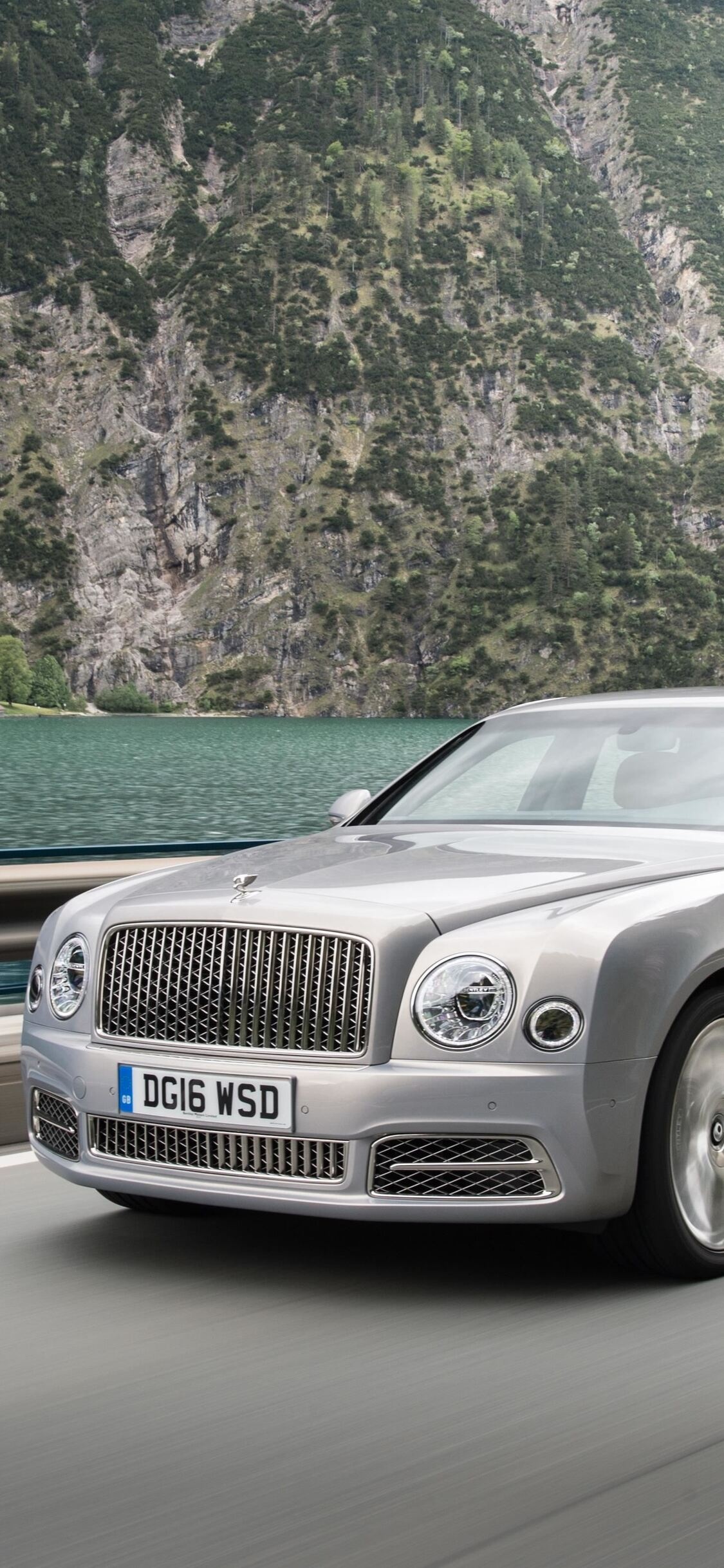 2017 Model, Bentley Mulsanne Wallpaper, 1130x2440 HD Phone