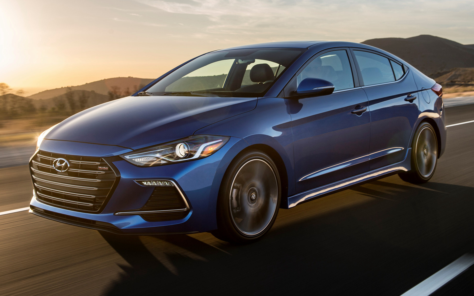 Hyundai Elantra, Sporty and stylish, Enhanced driving dynamics, Eye-catching exterior, 1920x1200 HD Desktop