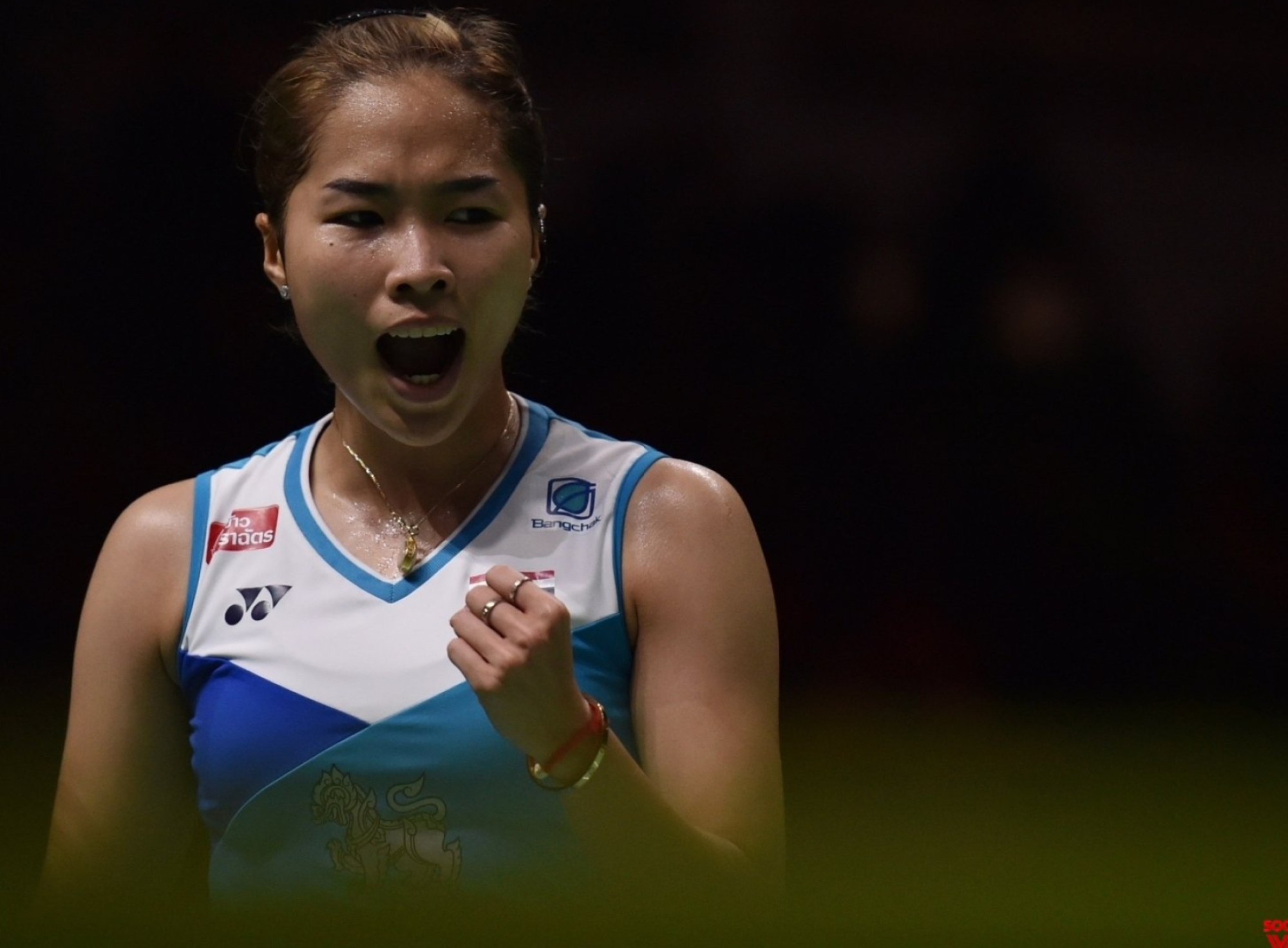 Ratchanok Intanon, Sports expert, Thai badminton player, German Open, 2000x1480 HD Desktop