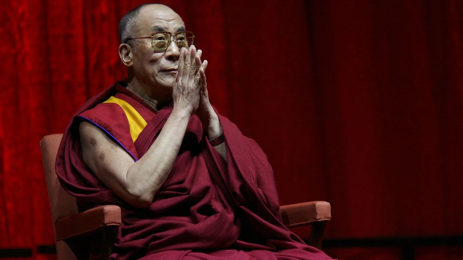 Dalai Lama, Celeb spiritual leader, Peace advocate, Edinburgh cafe, 1920x1080 Full HD Desktop