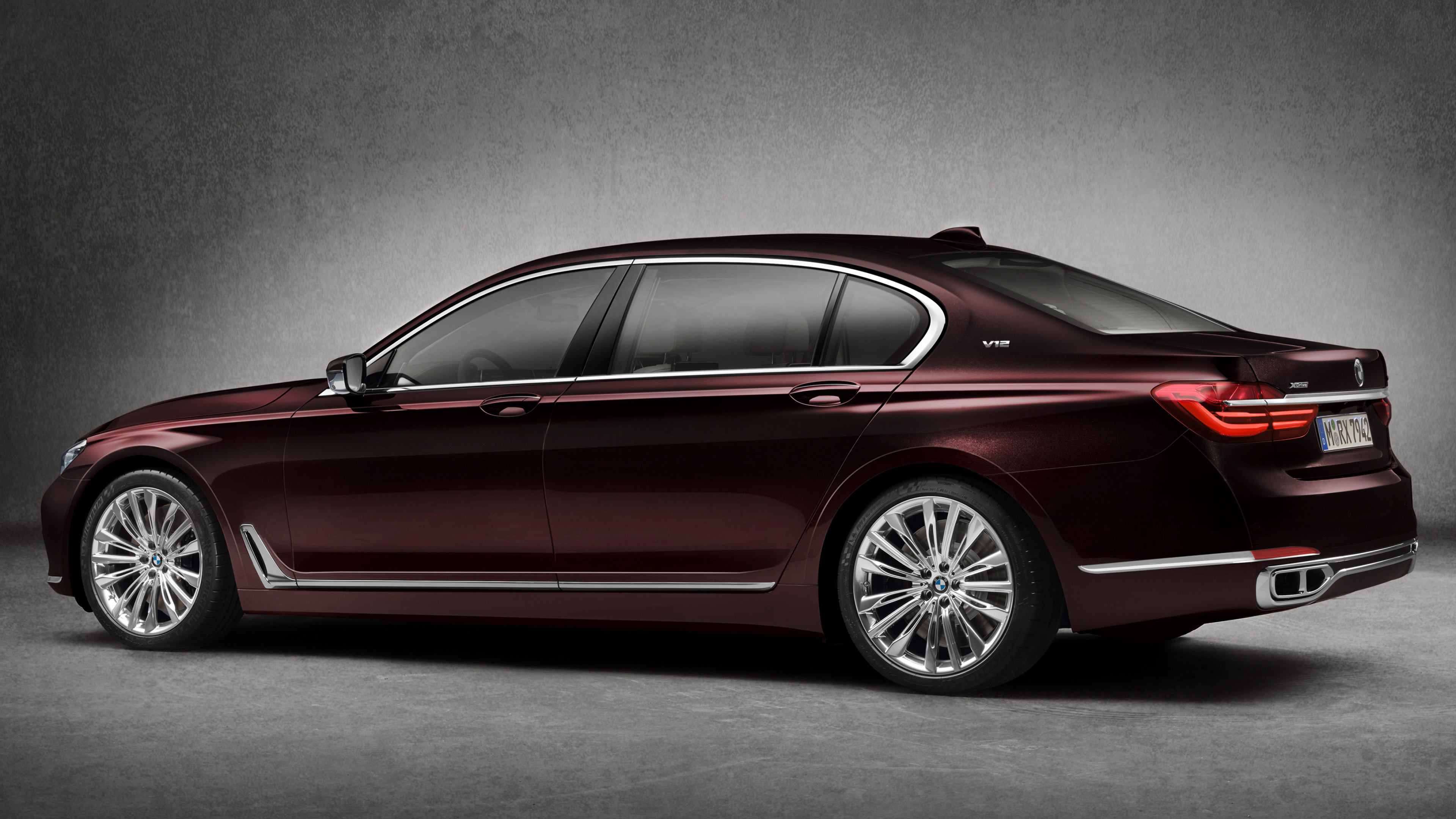 BMW 7 Series, Desktop wallpapers, Ultra HD quality, Opulent design, 3840x2160 4K Desktop