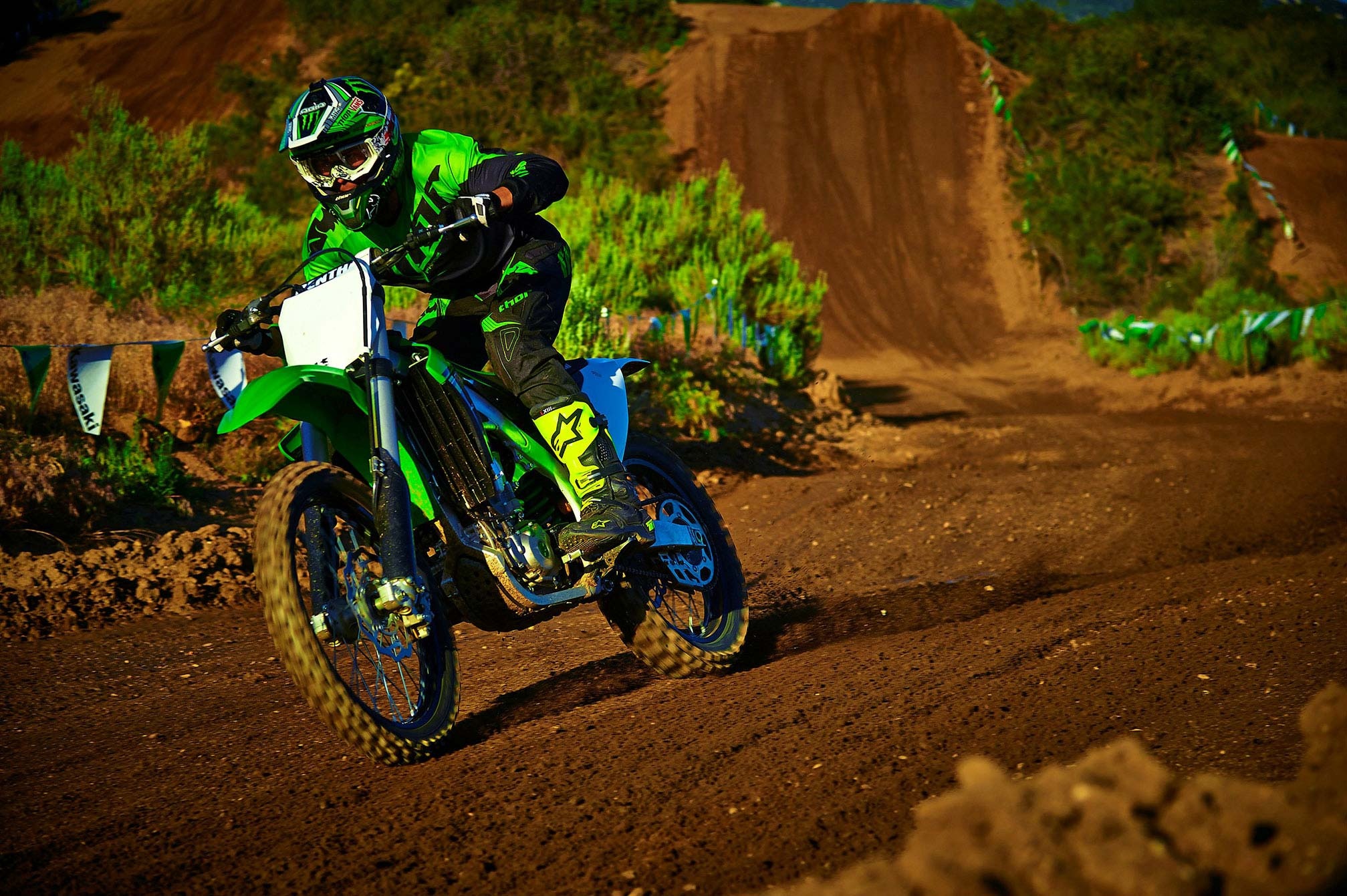 Kawasaki KX450, Championship contender, Unmatched performance, Unleash the beast, 2020x1350 HD Desktop