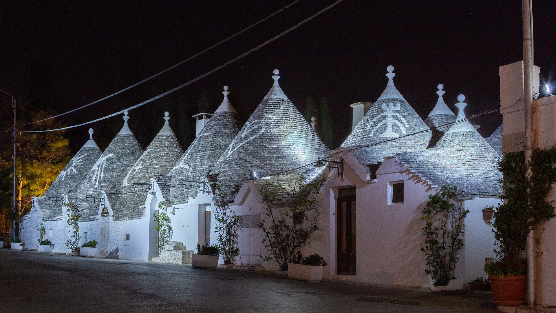 Nighttime charm, Alberobello's cityscapes, 1920x1080 Full HD Desktop