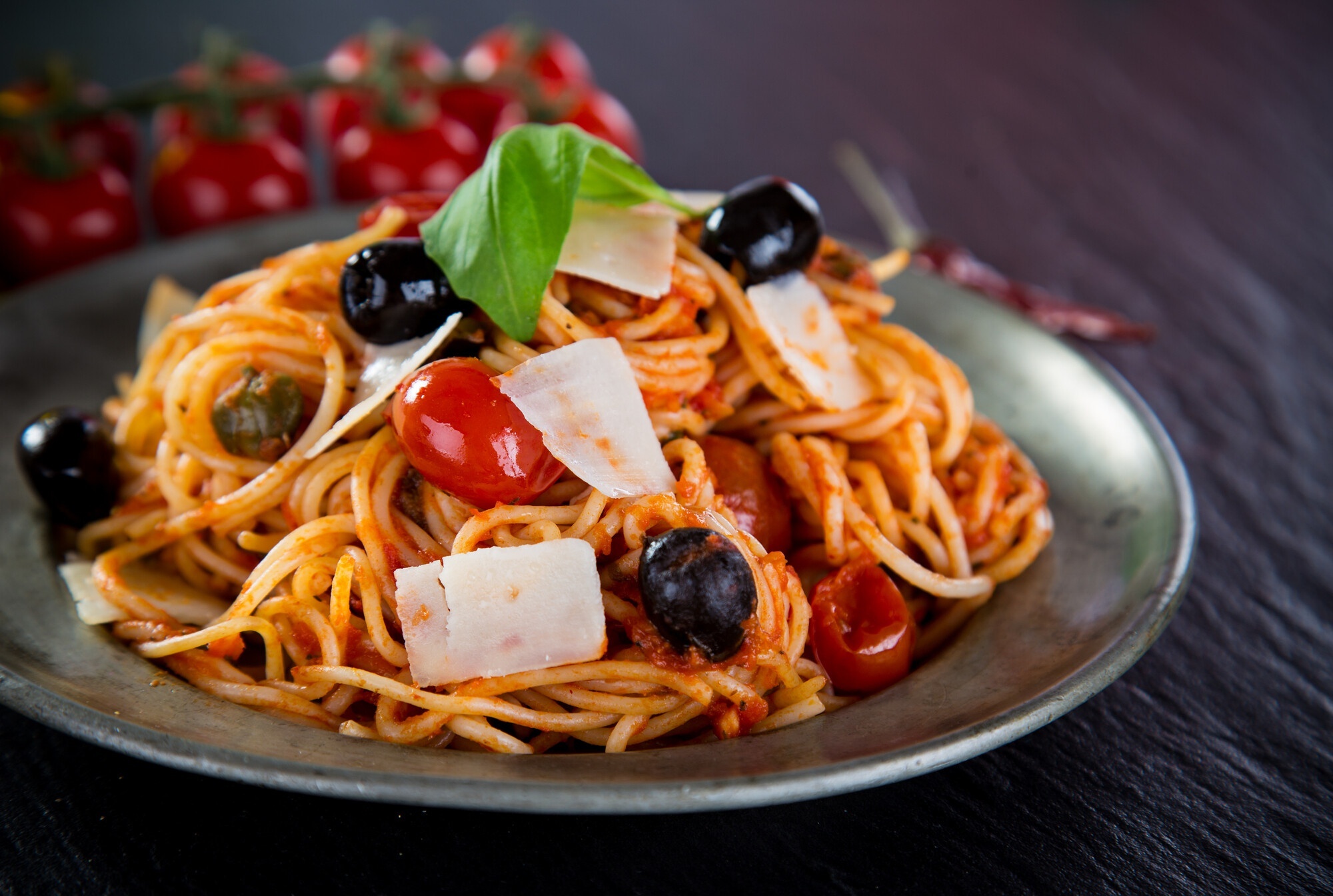 Spaghetti, Appetizing dish, Classic pasta, Tasty meal, 2000x1350 HD Desktop