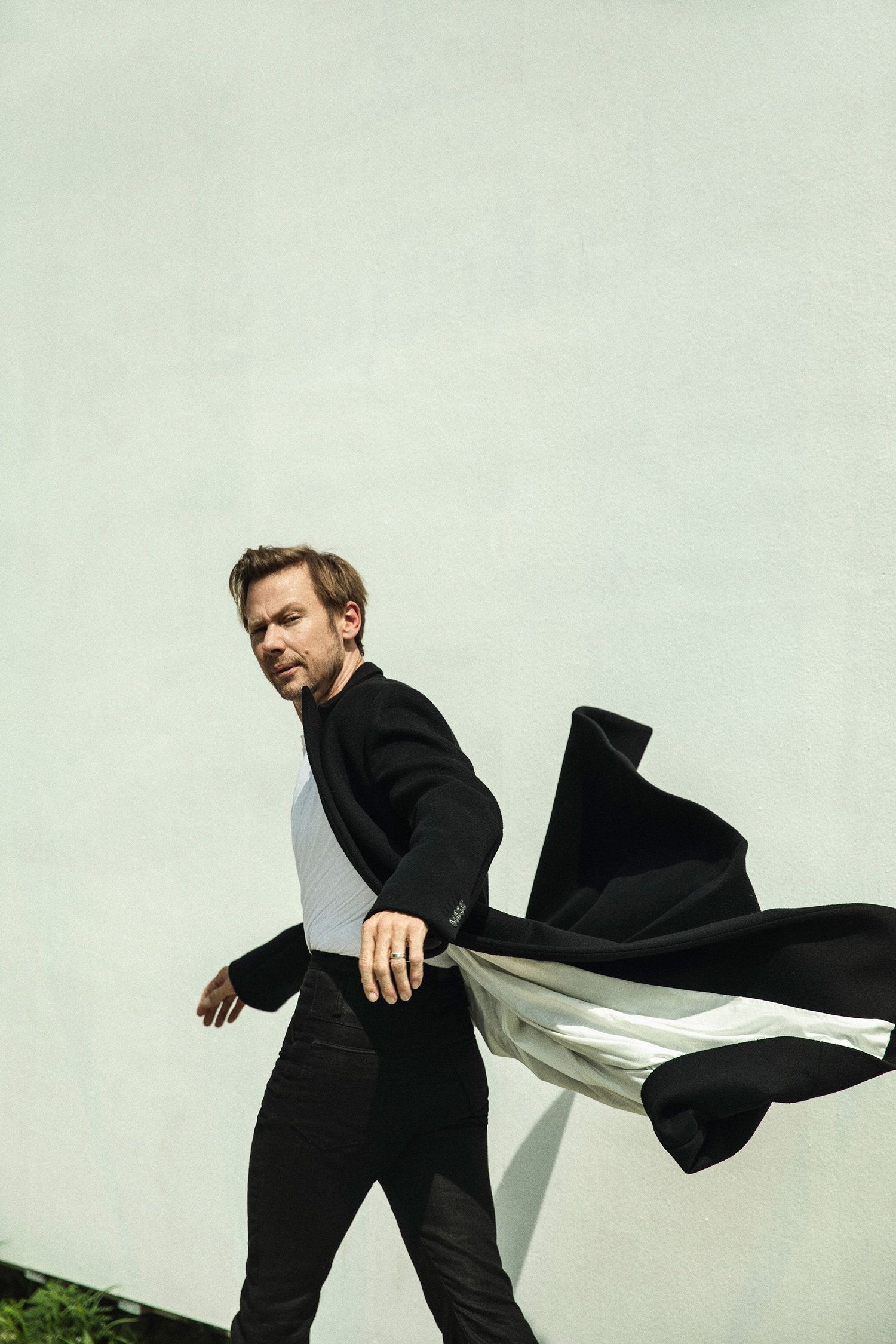 Jimmi Simpson, Always the bridesmaid, Flaunt Magazine, Perfect man, 1500x2250 HD Phone
