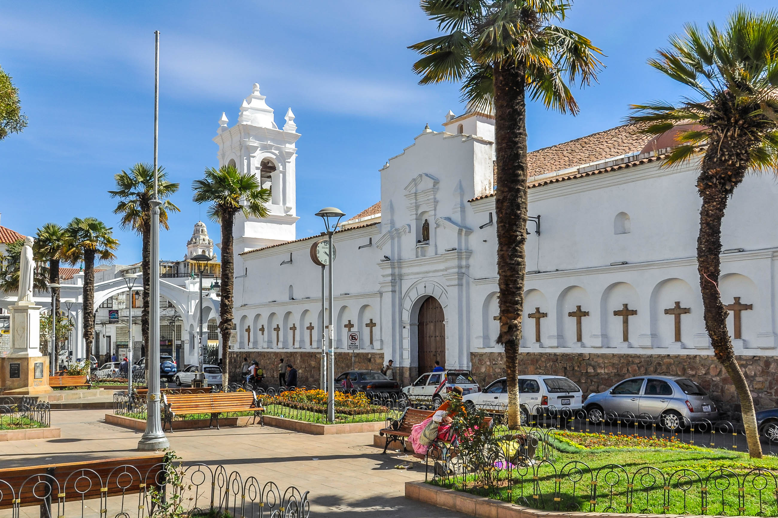 Historical architecture, Cultural sights, Vibrant streets, Bolivian charm, 2600x1740 HD Desktop