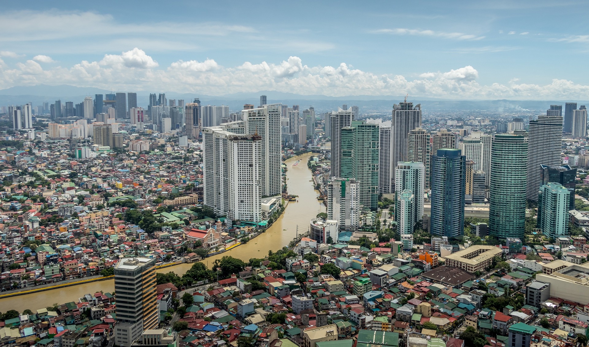 Philippines, Smartphone shipments, Year over year growth, 1920x1140 HD Desktop